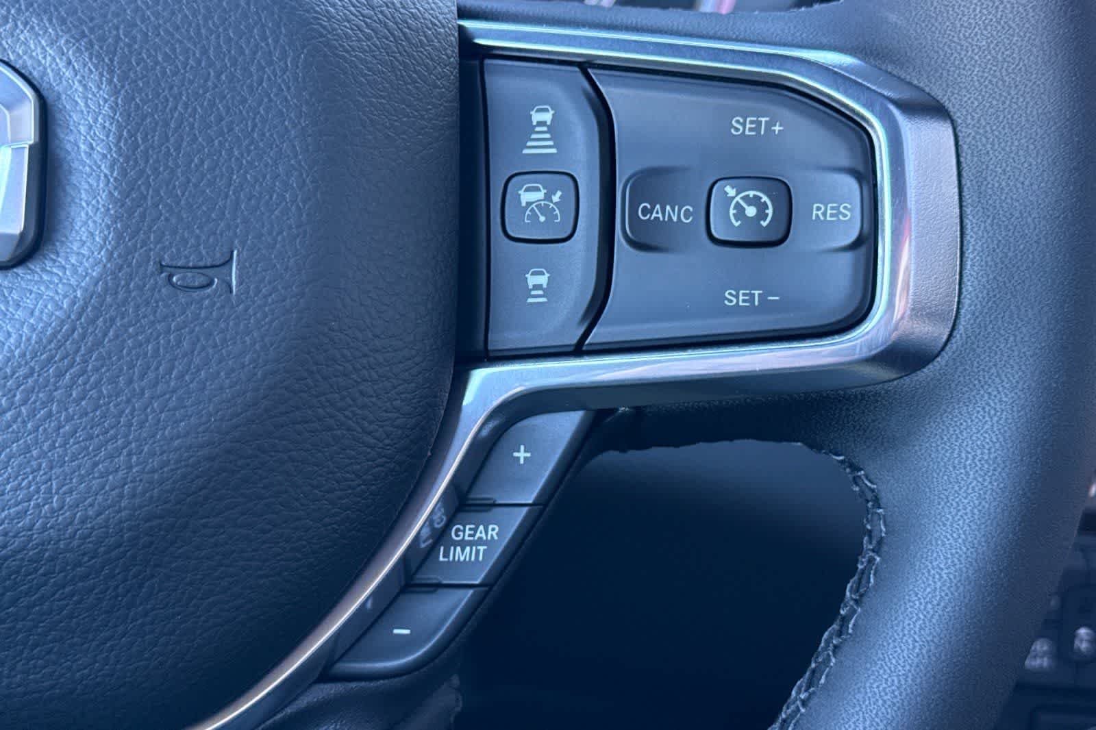 Thumbnail: 2026 RAM 1500 - 27