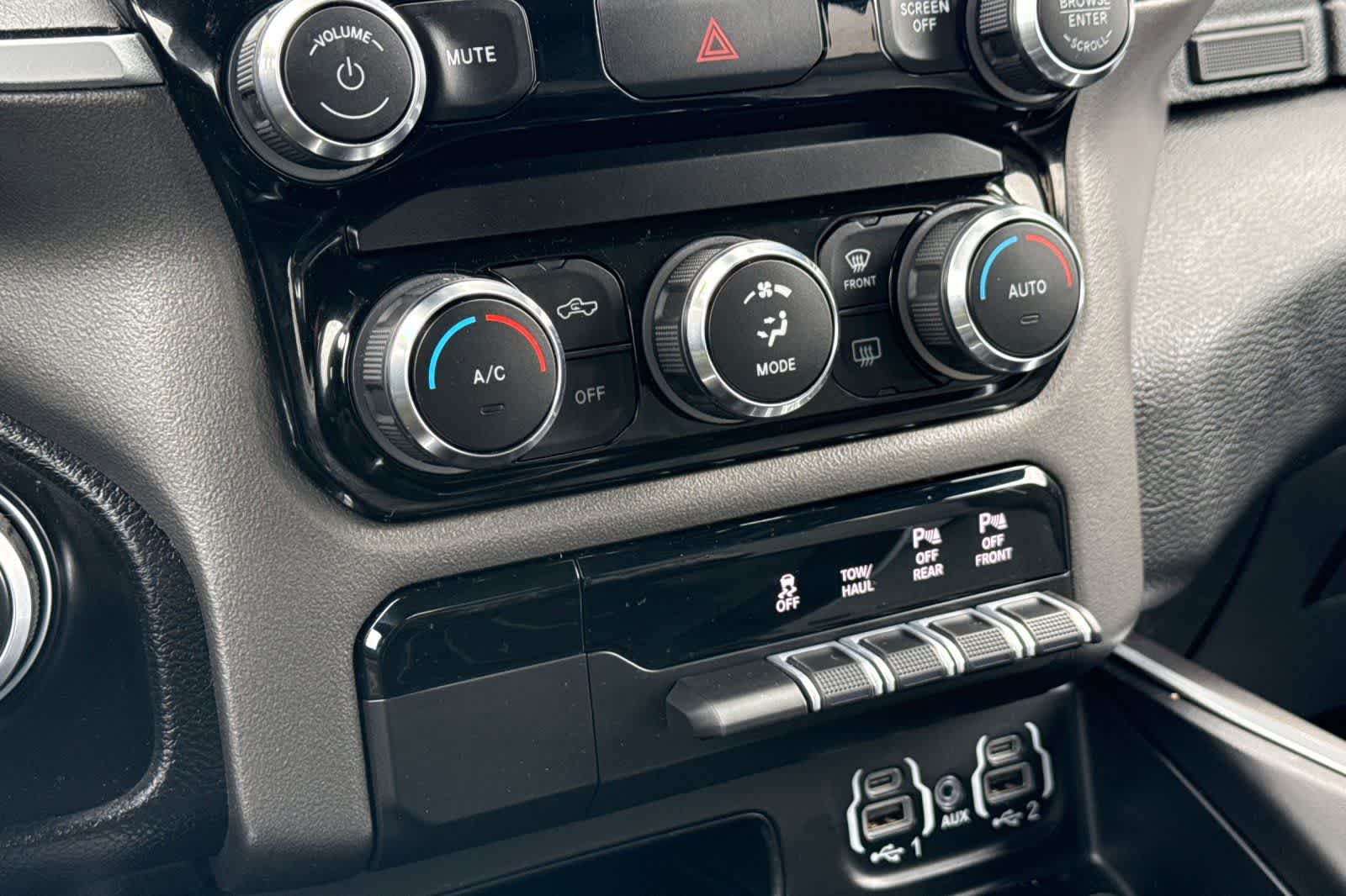 Thumbnail: 2022 RAM 1500 - 22