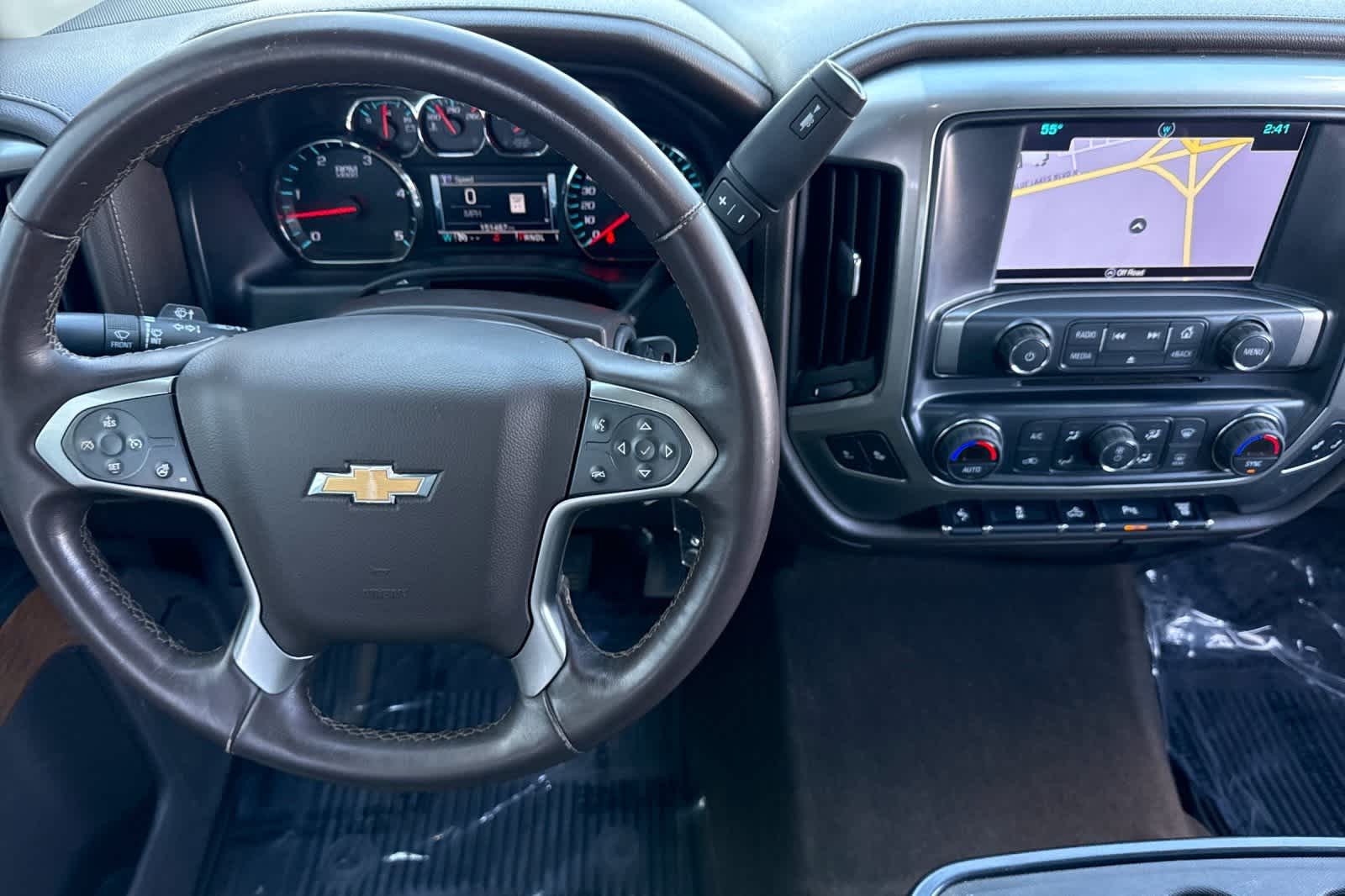 Thumbnail: 2017 Chevrolet Silverado 2500 - 14