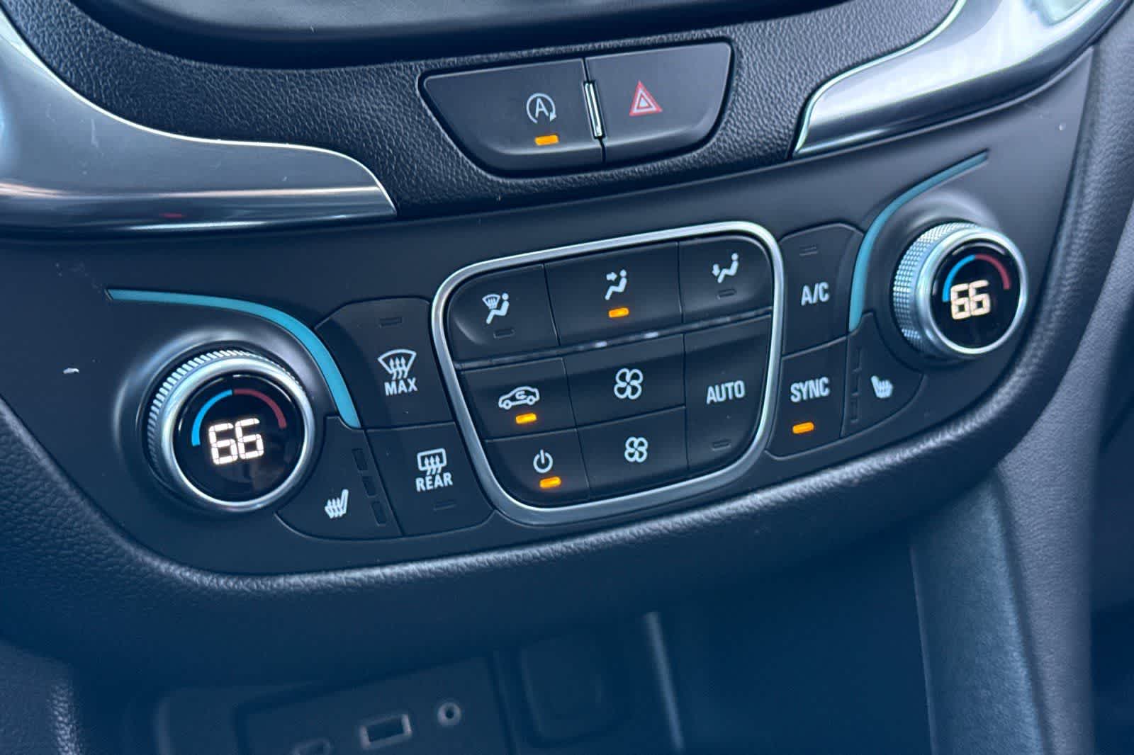 Thumbnail: 2024 Chevrolet Equinox - 22