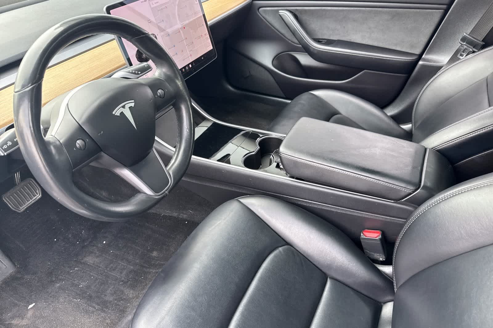 Thumbnail: 2019 Tesla Model 3 - 11