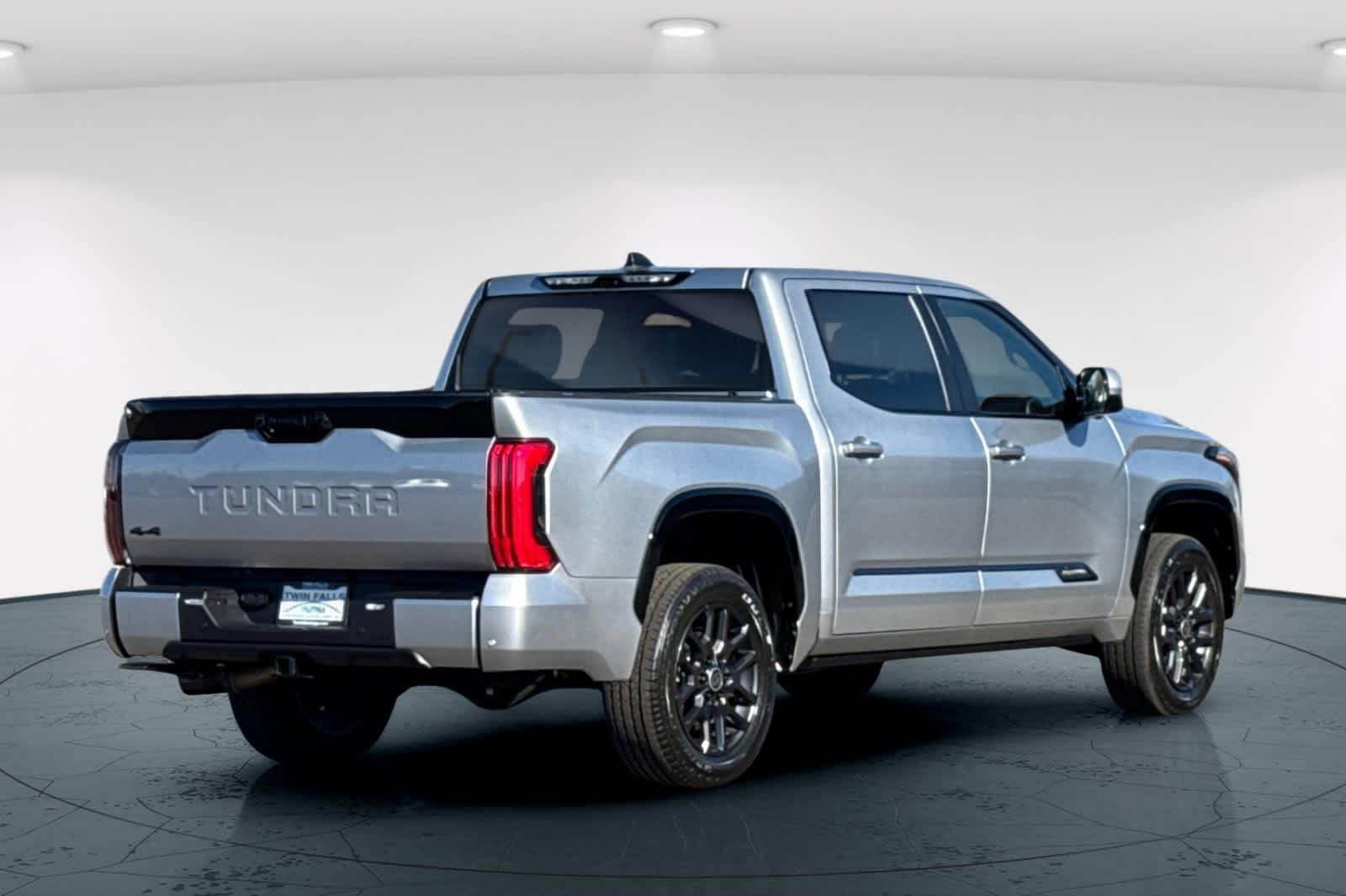 2024 Toyota Tundra Platinum photo 2