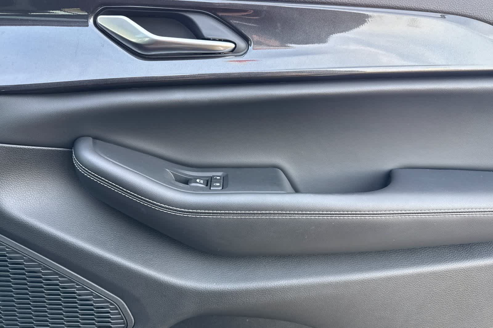 Thumbnail: 2023 Jeep Grand Cherokee - 19