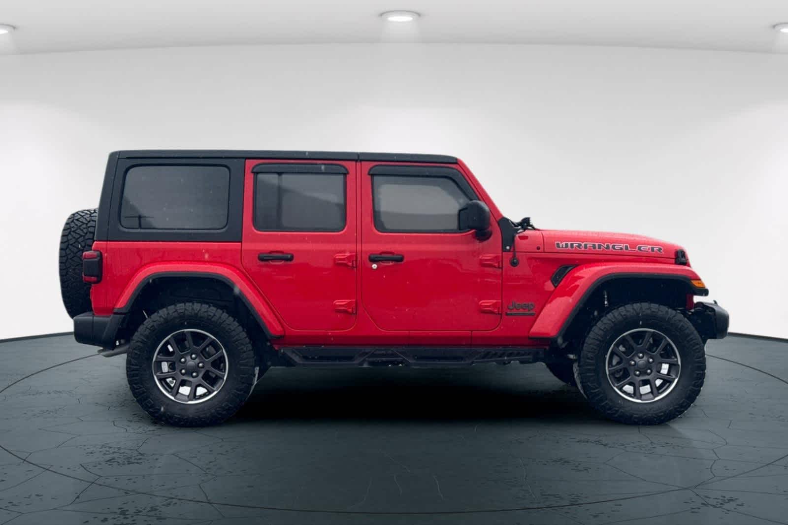 Thumbnail: 2021 Jeep Wrangler - 6