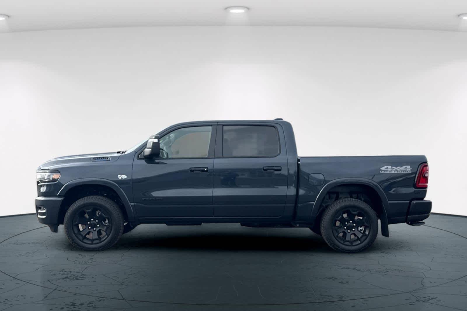 Thumbnail: 2026 RAM 1500 - 9