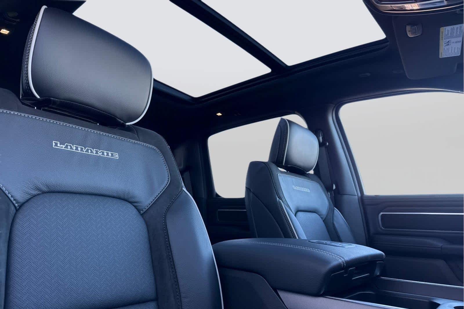 Thumbnail: 2026 RAM 1500 - 17