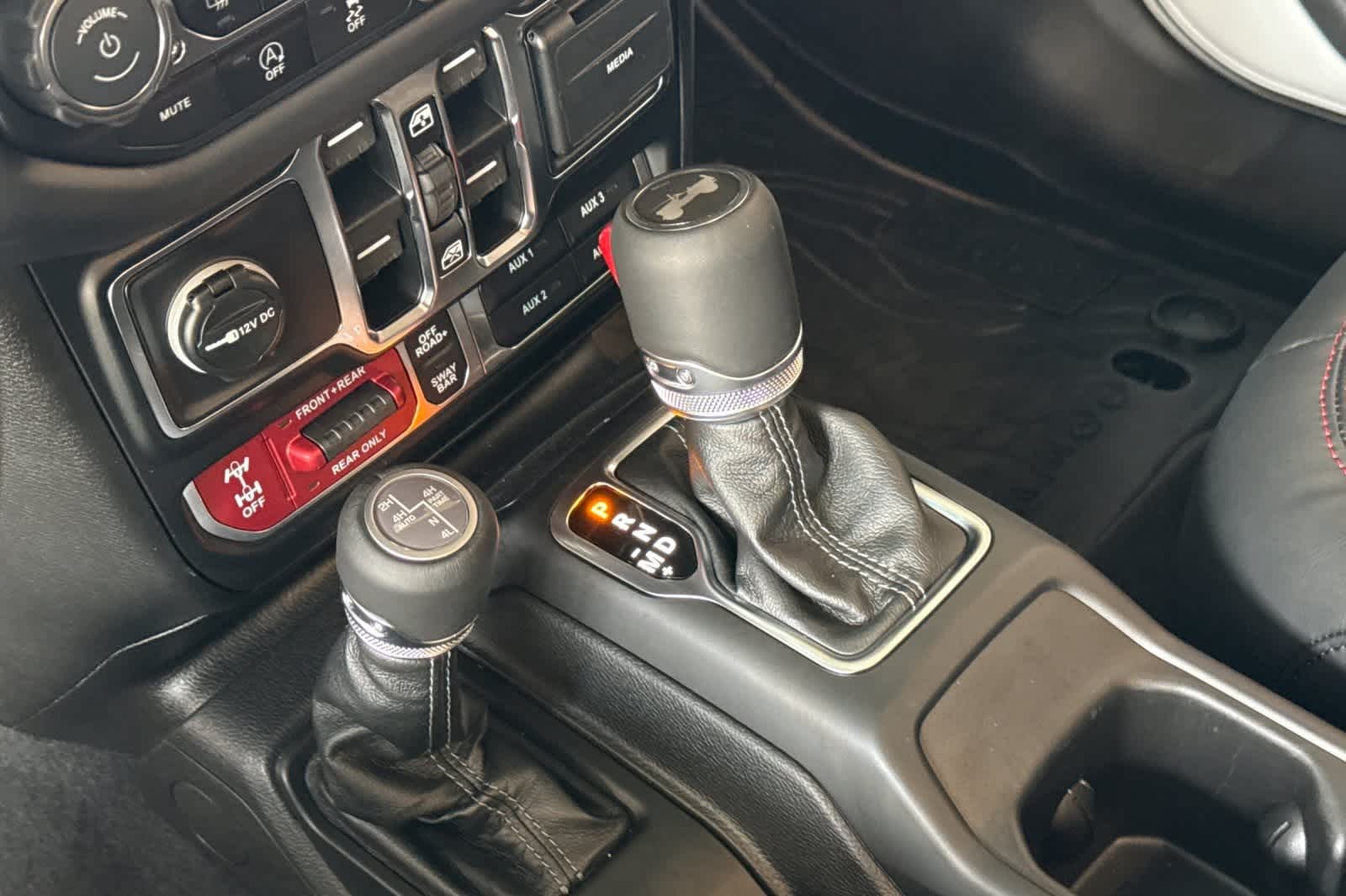 Thumbnail: 2026 Jeep Wrangler - 23