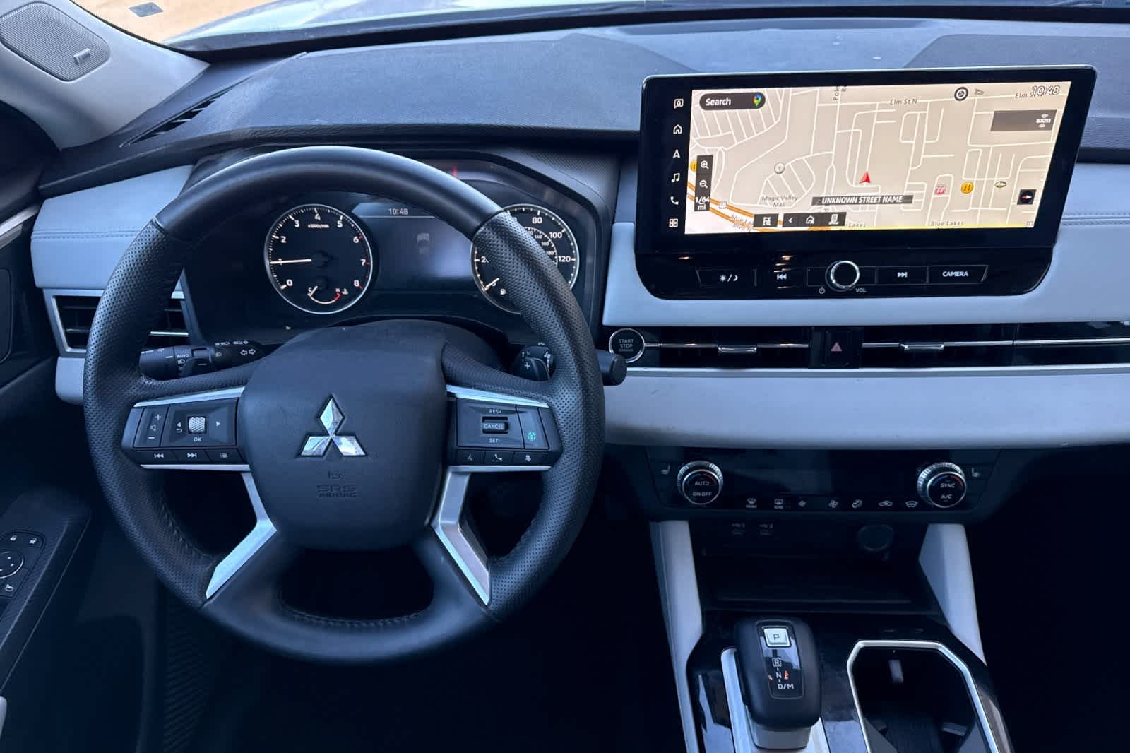 Thumbnail: 2025 Mitsubishi Outlander - 14