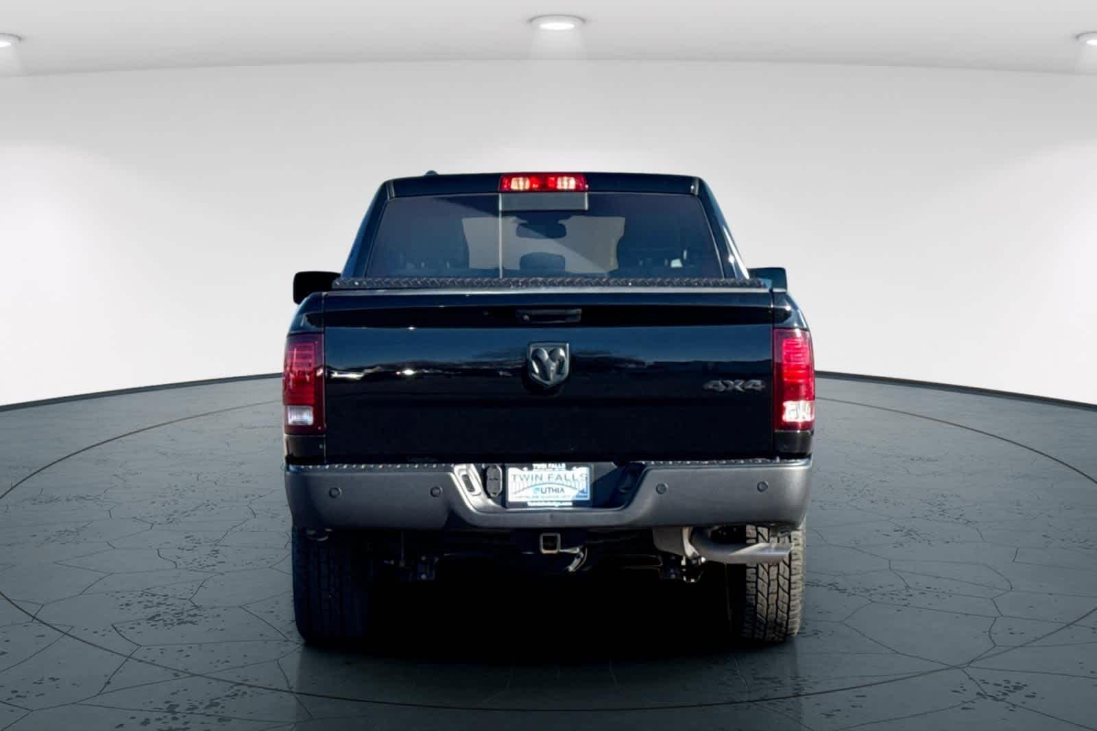 Thumbnail: 2022 RAM 1500 Classic - 7