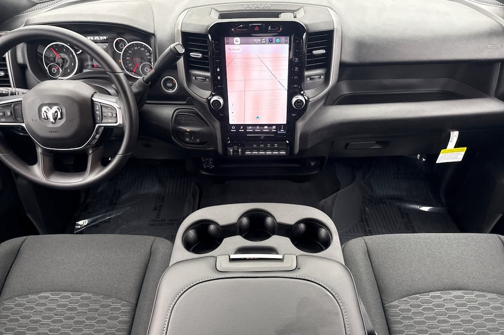 New 2026 Ram 2500 BLACK EXPRESS CREW CAB 4X4 6'4 BOX Pickup