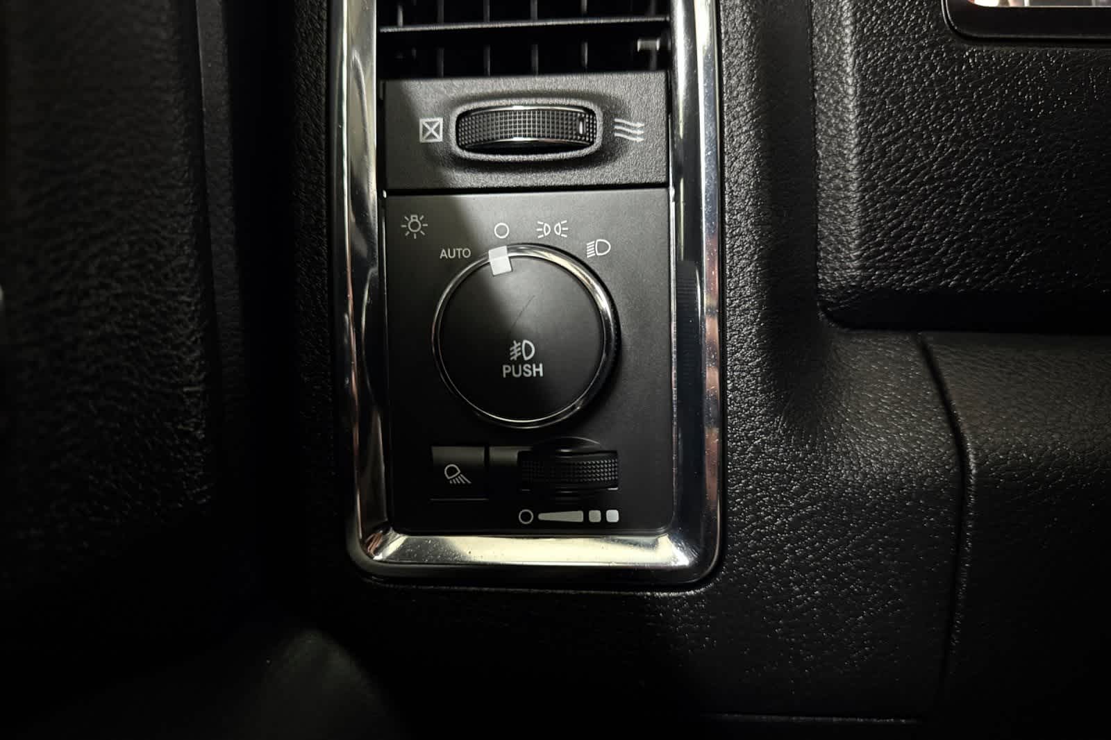 Thumbnail: 2015 RAM 3500 - 32