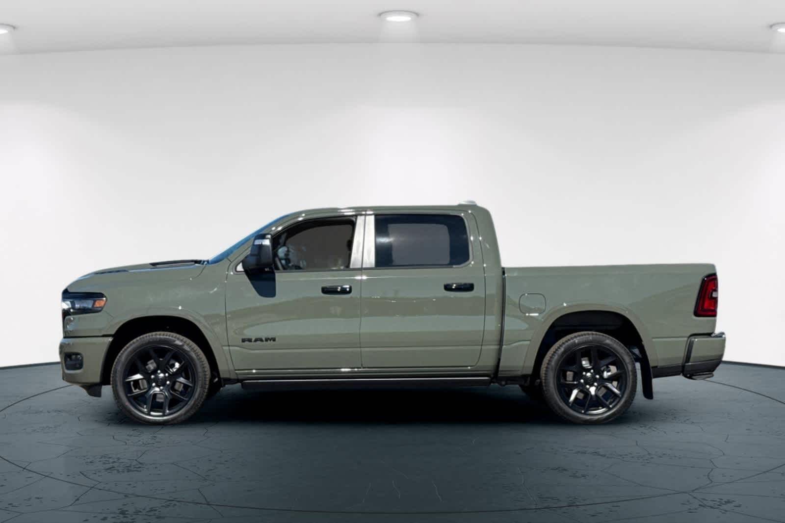 Thumbnail: 2026 RAM 1500 - 9