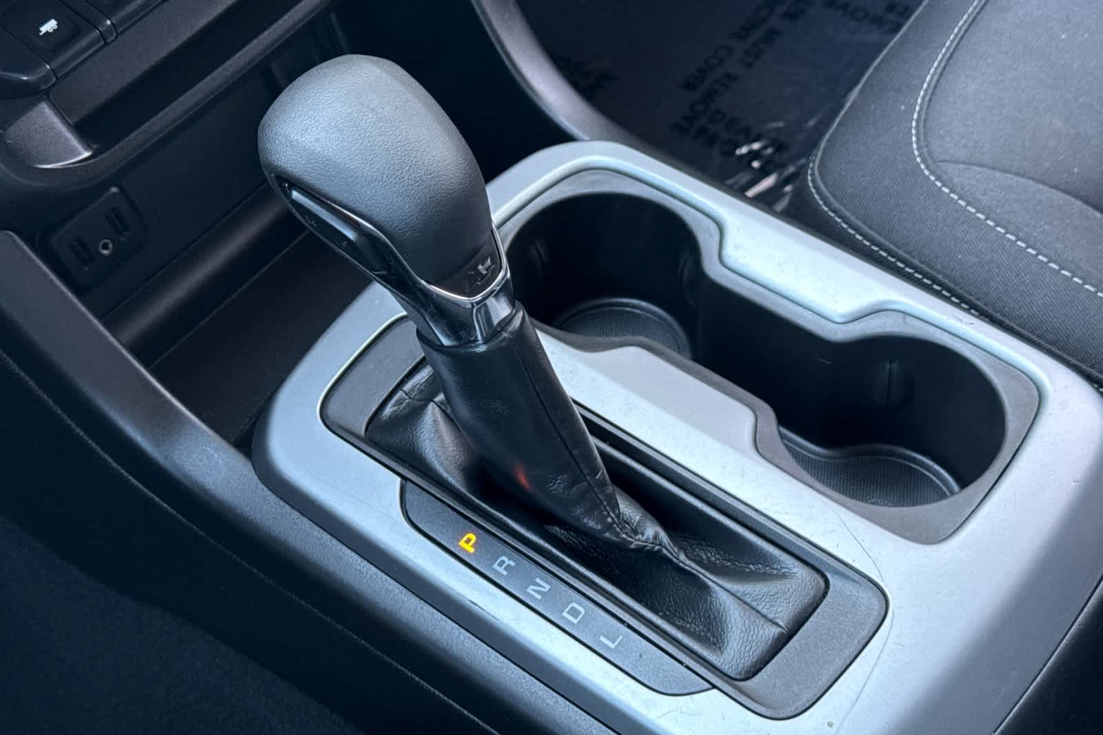 Thumbnail: 2022 Chevrolet Colorado - 21