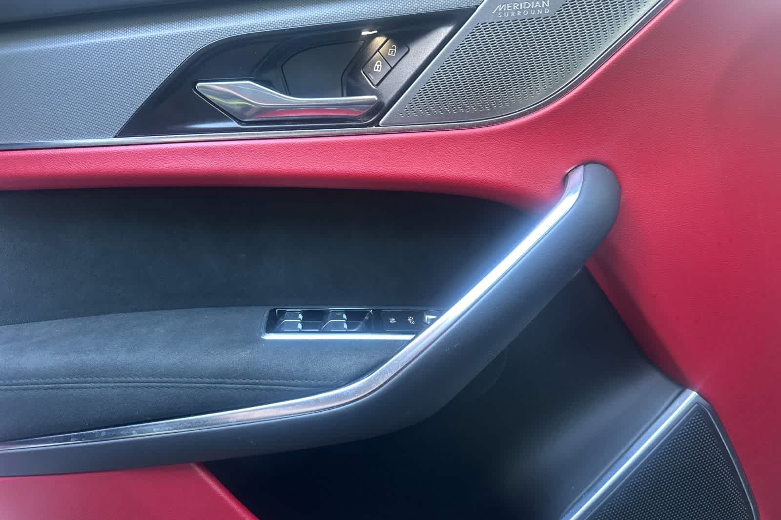 Thumbnail: 2021 Jaguar F-Pace - 12