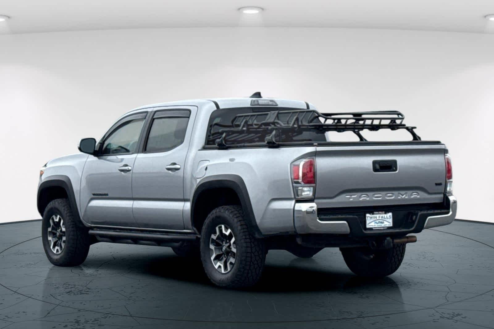 Thumbnail: 2020 Toyota Tacoma - 8