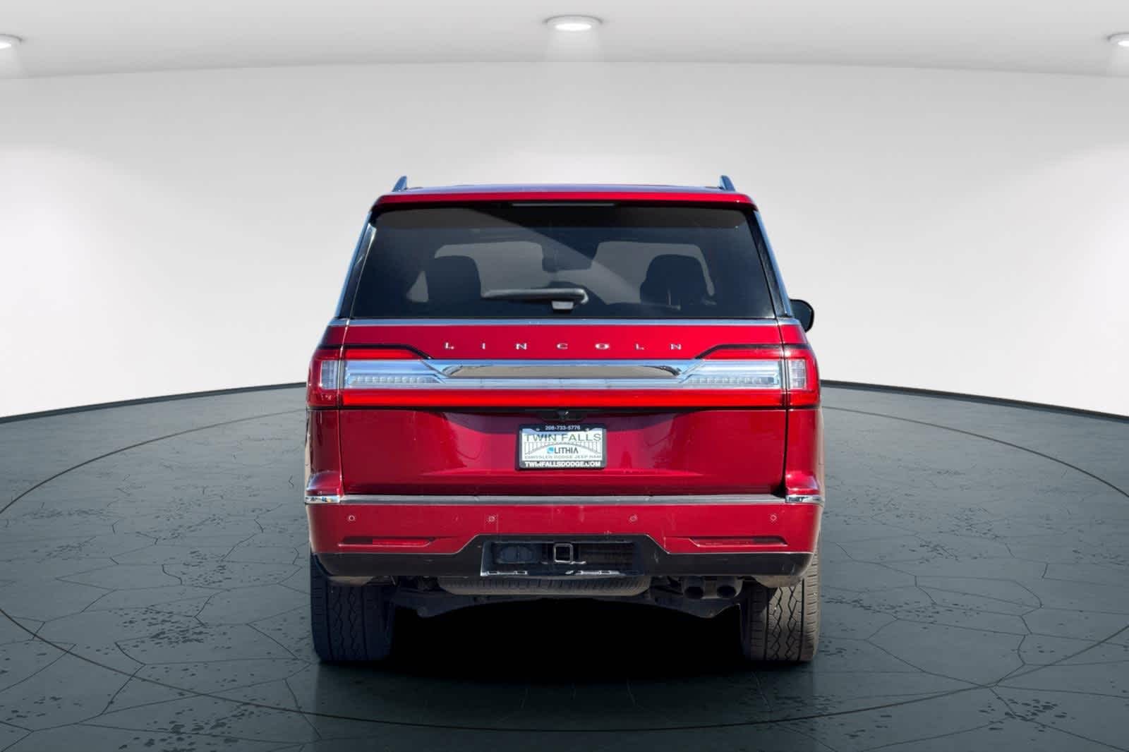 Thumbnail: 2019 Lincoln Navigator L - 7