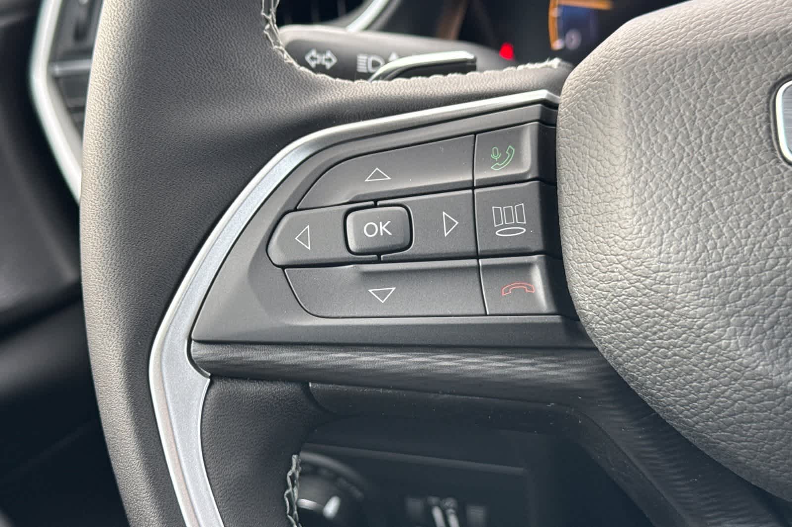 Thumbnail: 2025 Jeep Grand Cherokee - 26