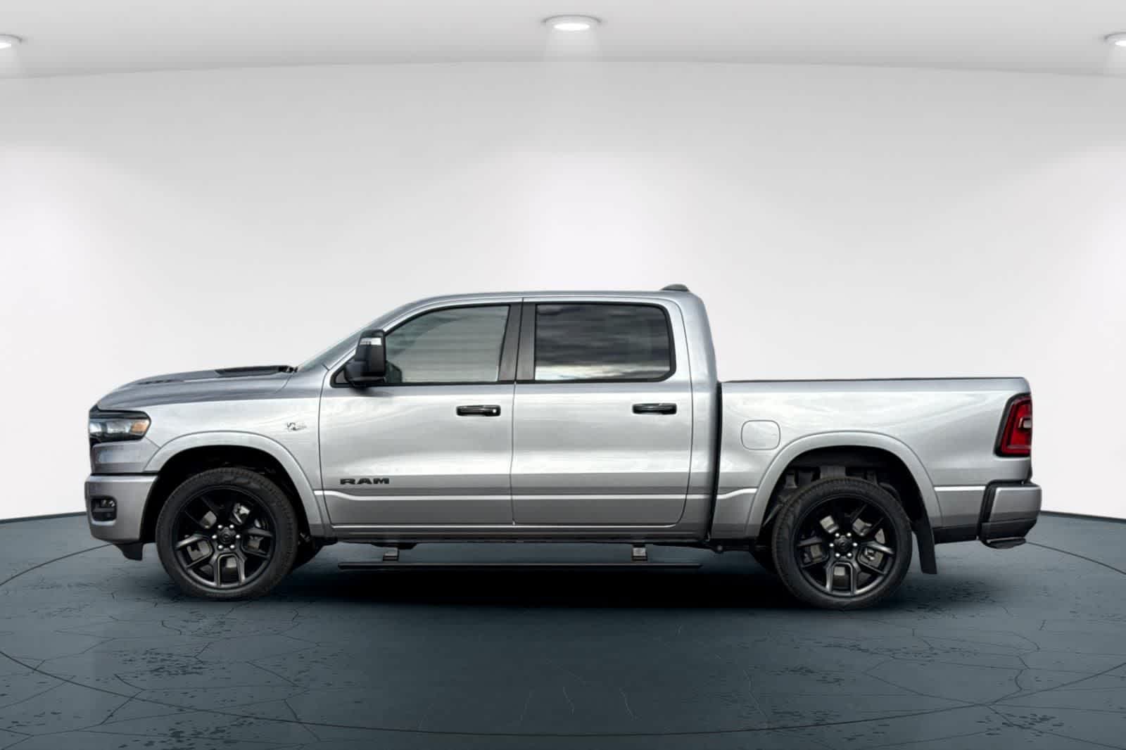 Thumbnail: 2026 RAM 1500 - 9