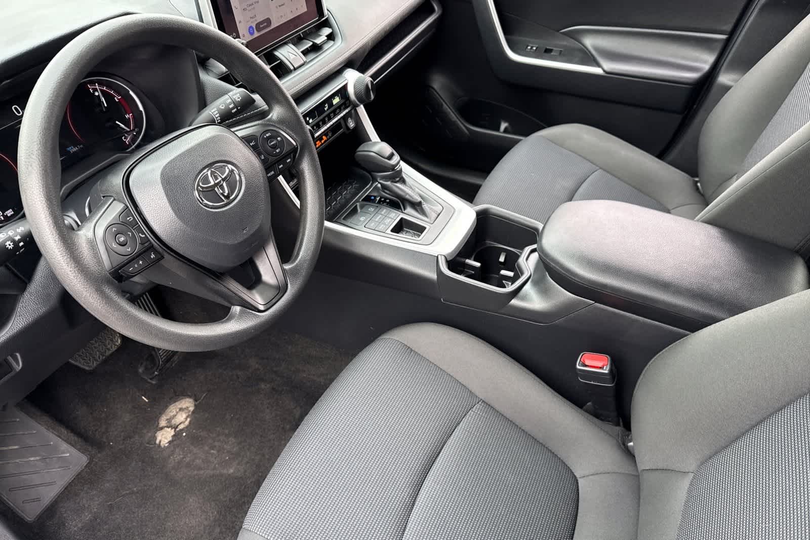 Thumbnail: 2024 Toyota RAV4 - 11