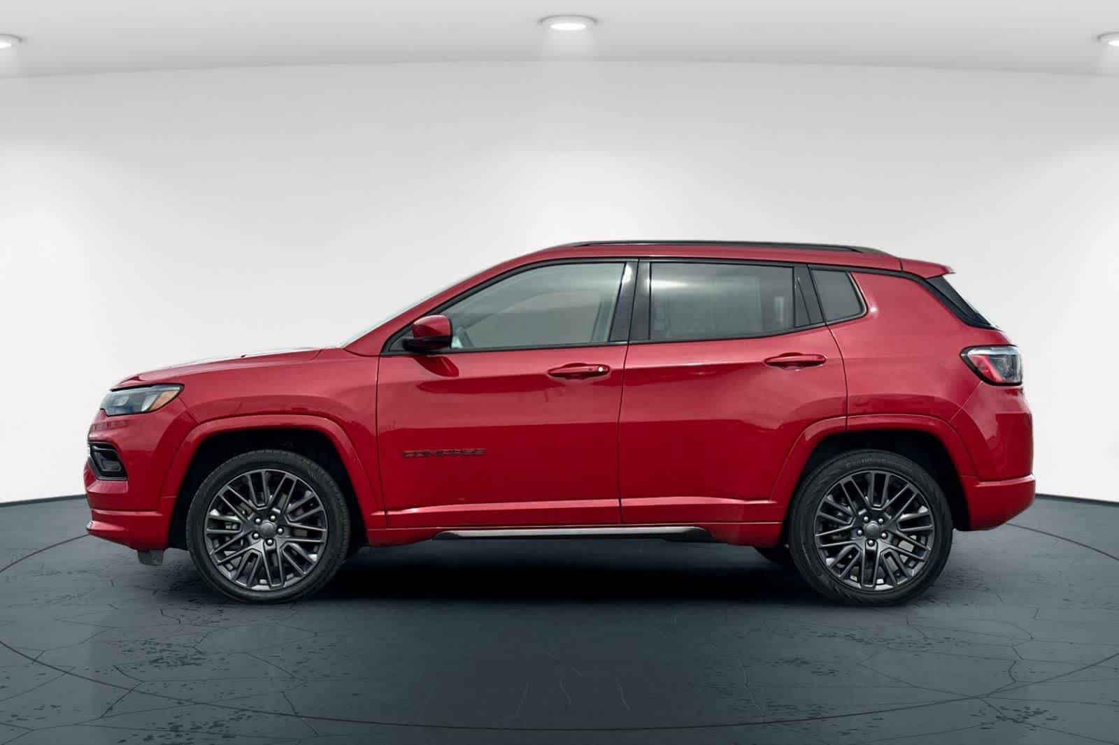 Thumbnail: 2023 Jeep Compass - 9