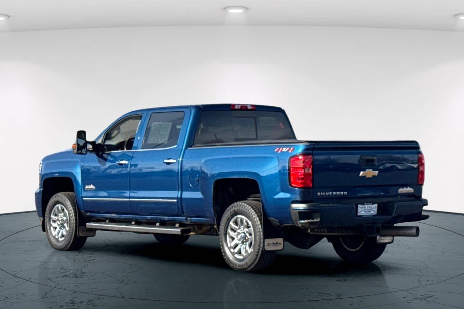 Thumbnail: 2018 Chevrolet Silverado 3500 - 8