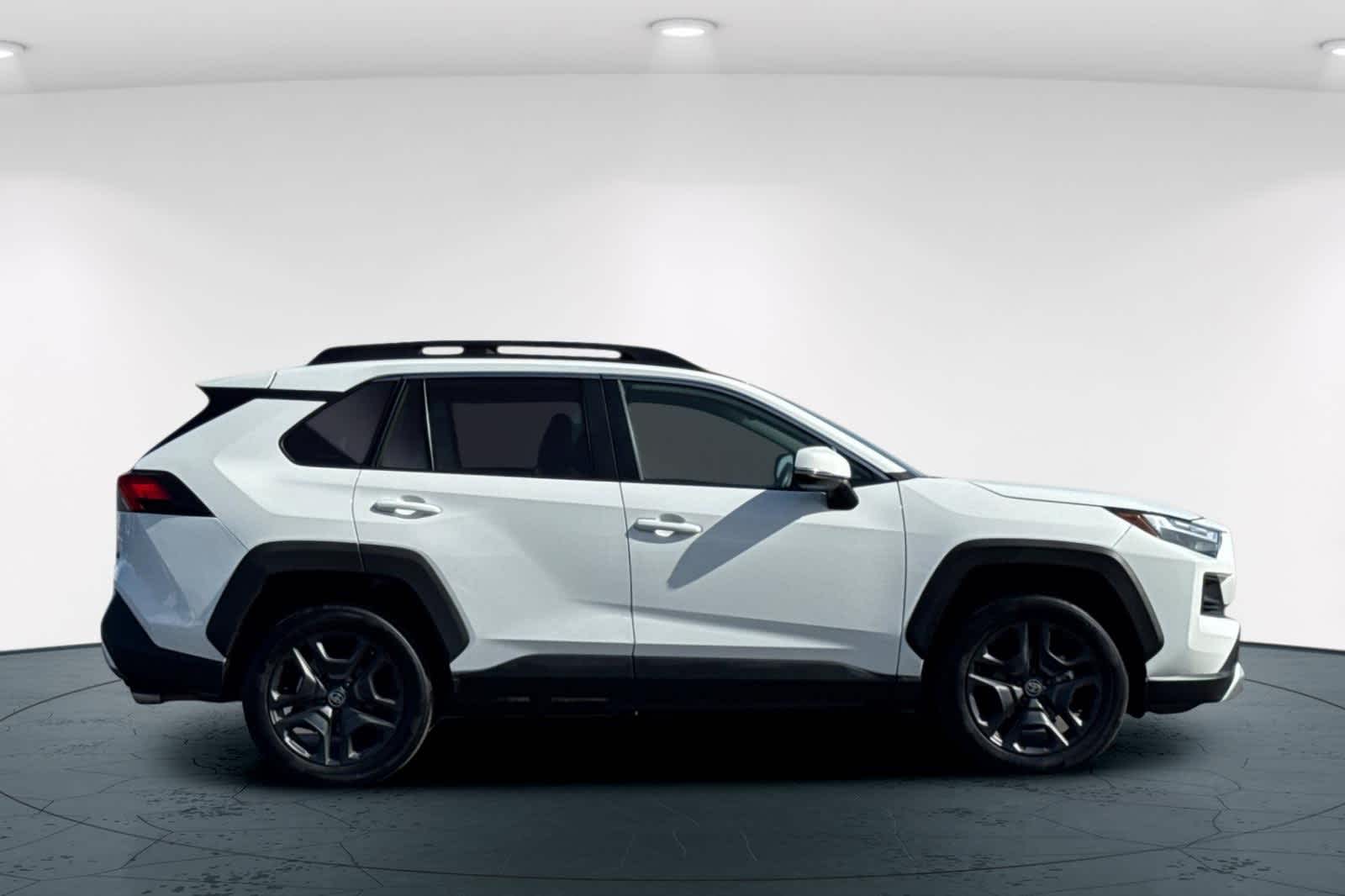 Thumbnail: 2024 Toyota RAV4 - 6