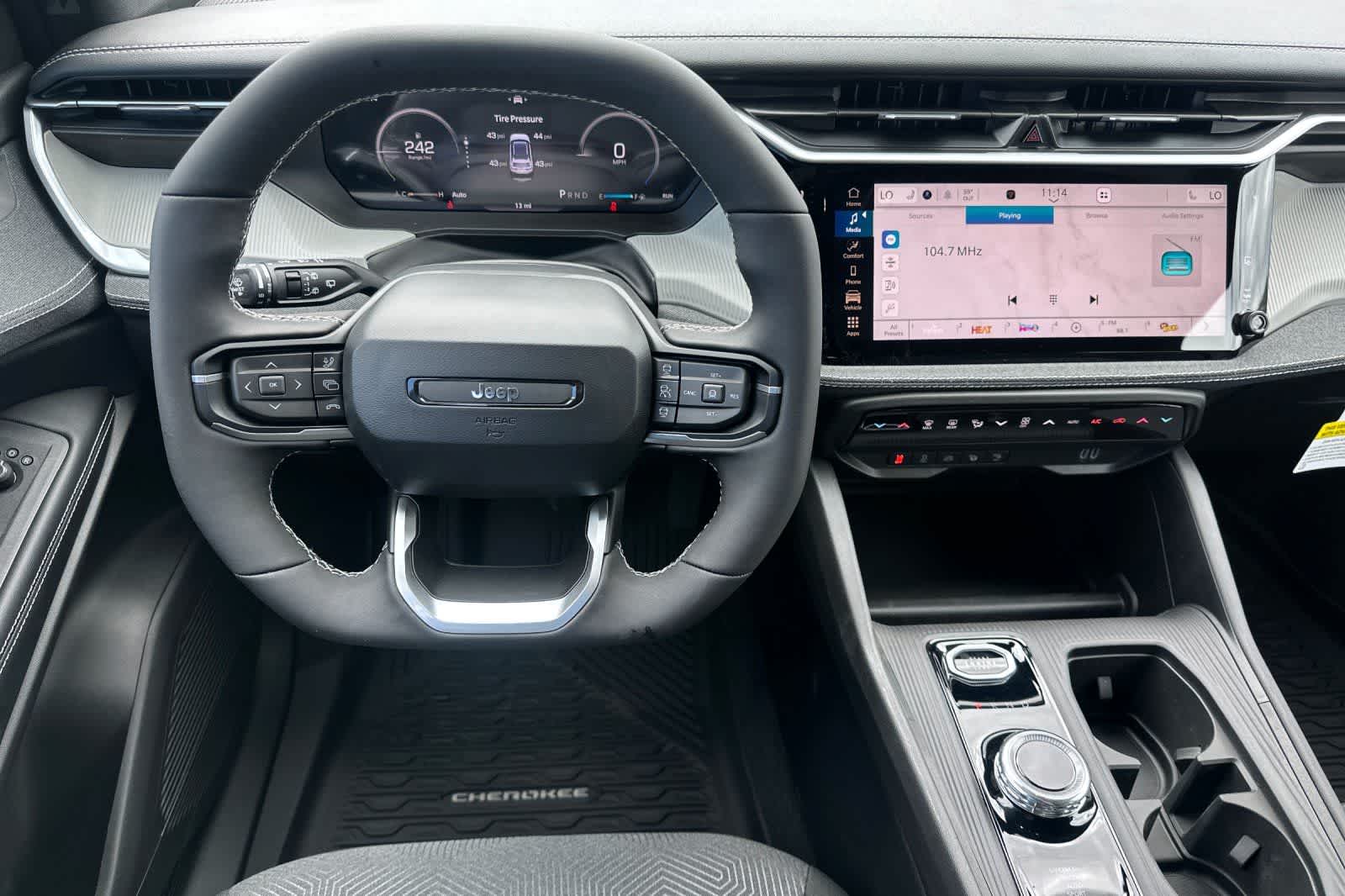 Thumbnail: 2026 Jeep Cherokee - 14