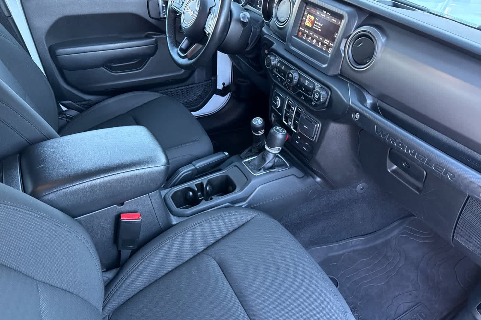 Thumbnail: 2023 Jeep Wrangler - 17