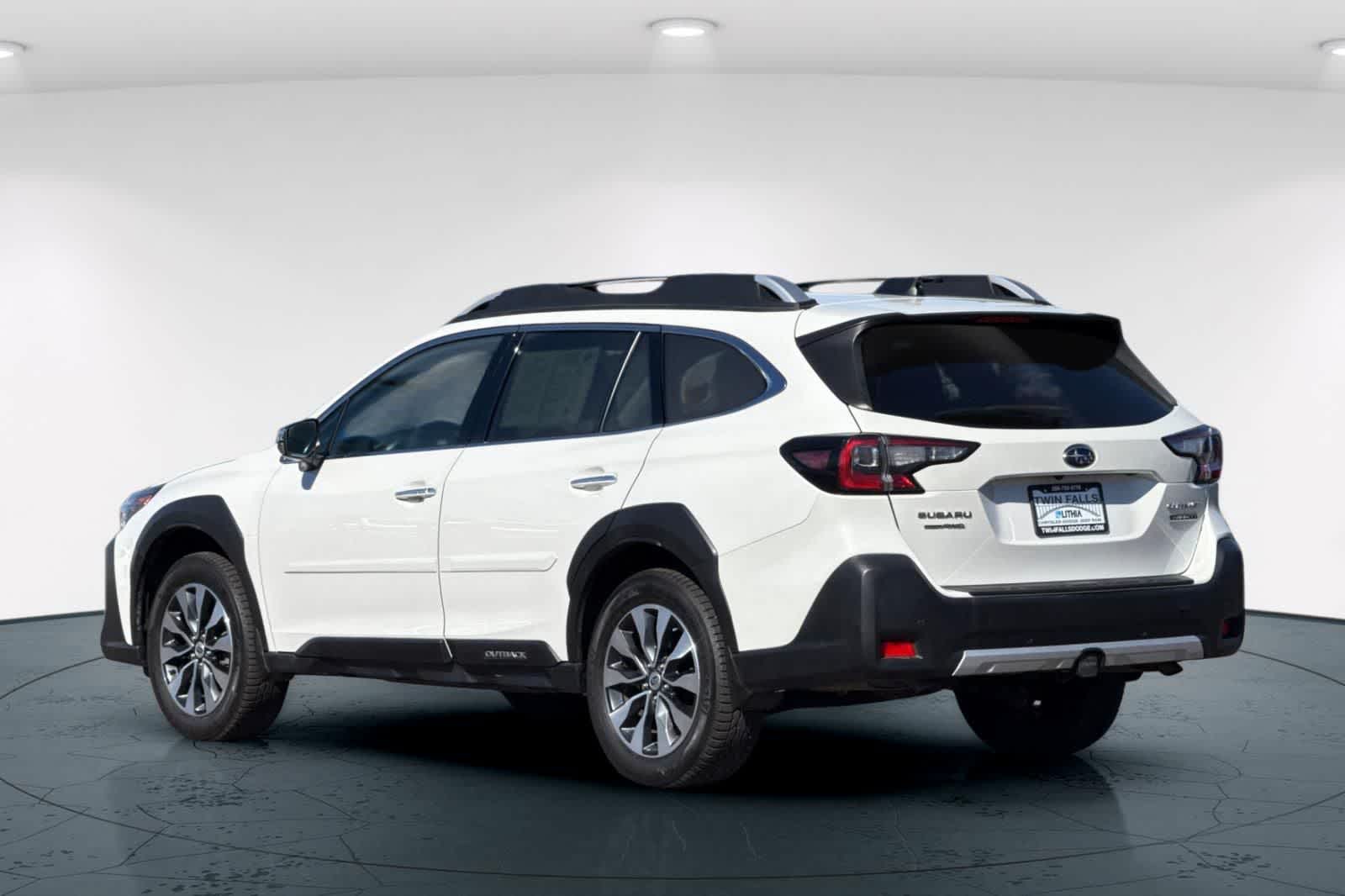 Thumbnail: 2023 Subaru Outback - 8