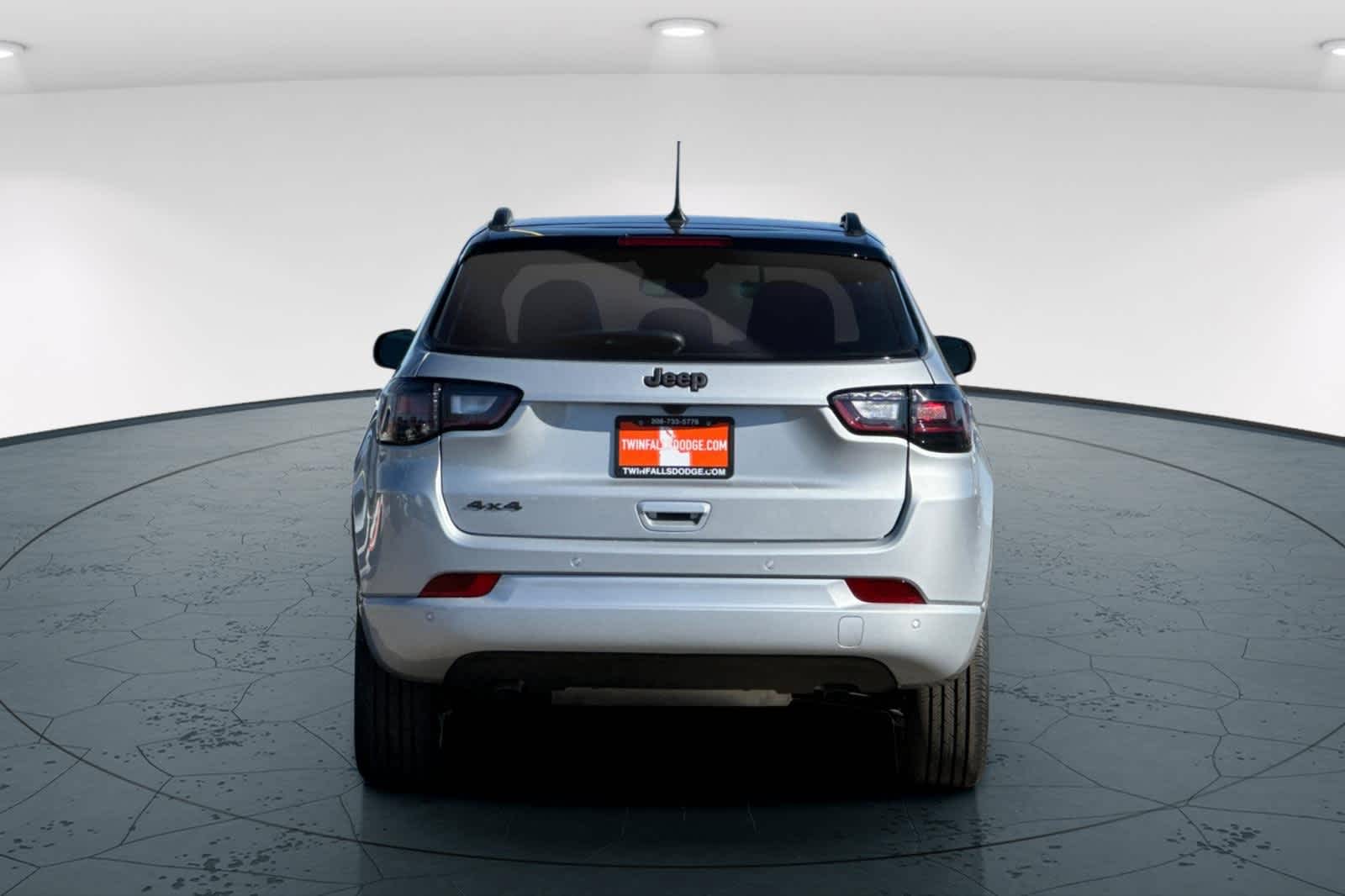 Thumbnail: 2025 Jeep Compass - 7