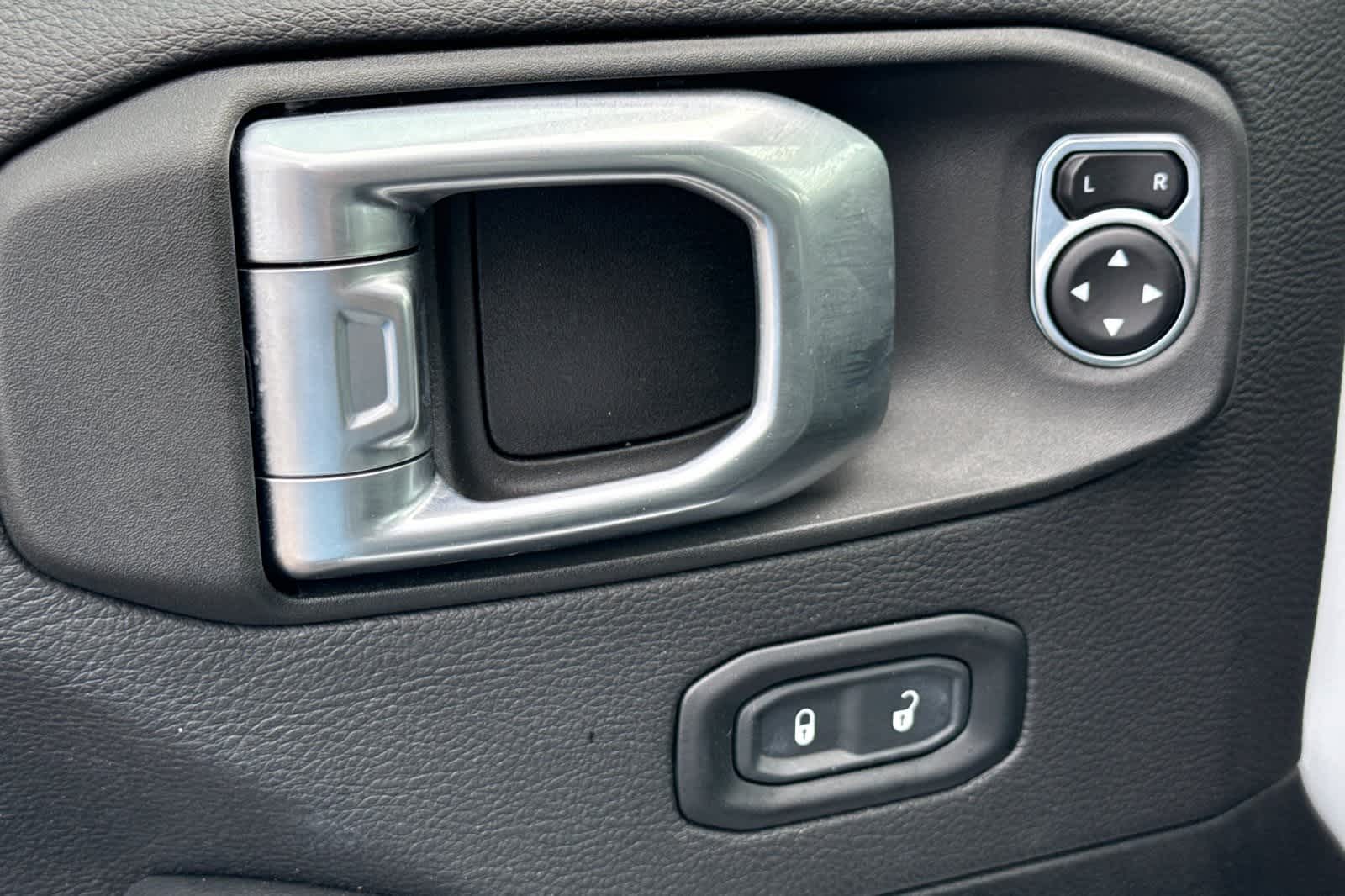 Thumbnail: 2022 Jeep Wrangler - 13