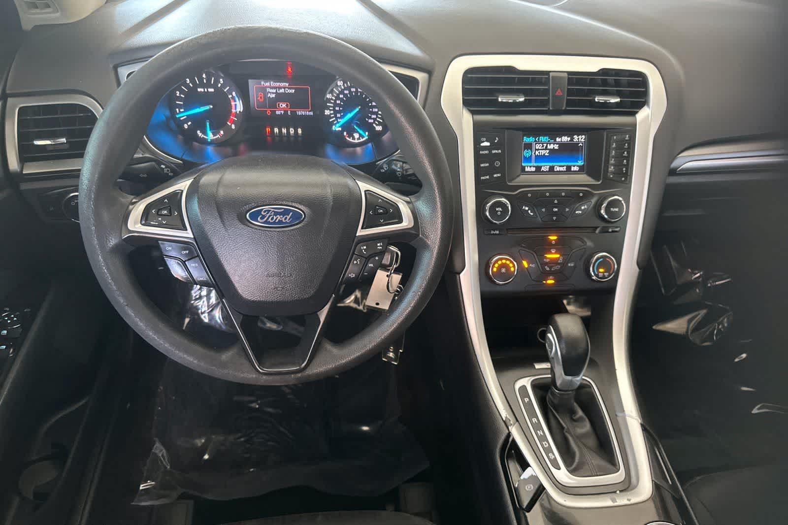 Thumbnail: 2014 Ford Fusion - 14