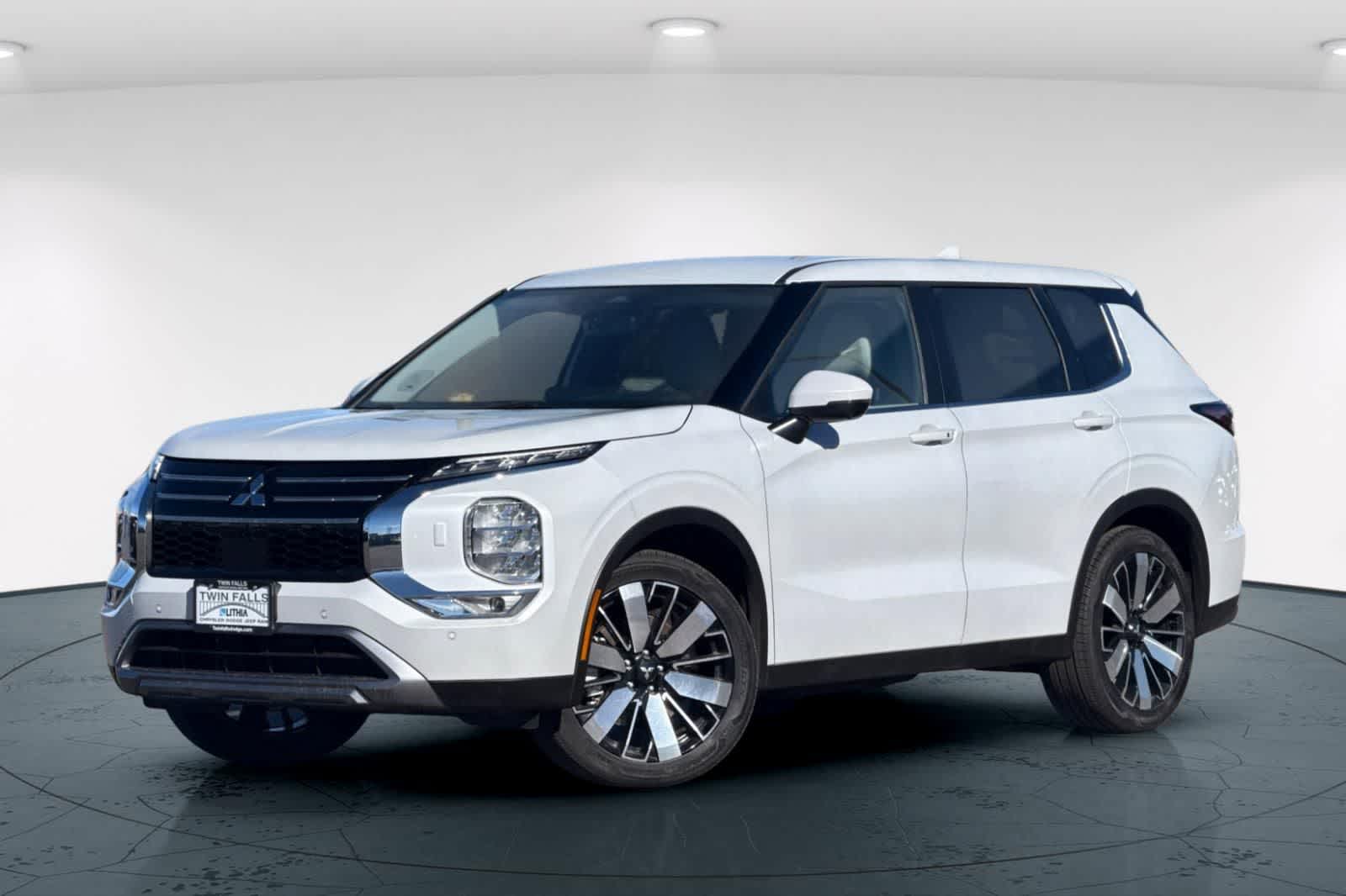 2025 Mitsubishi Outlander SE S-AWC's photo