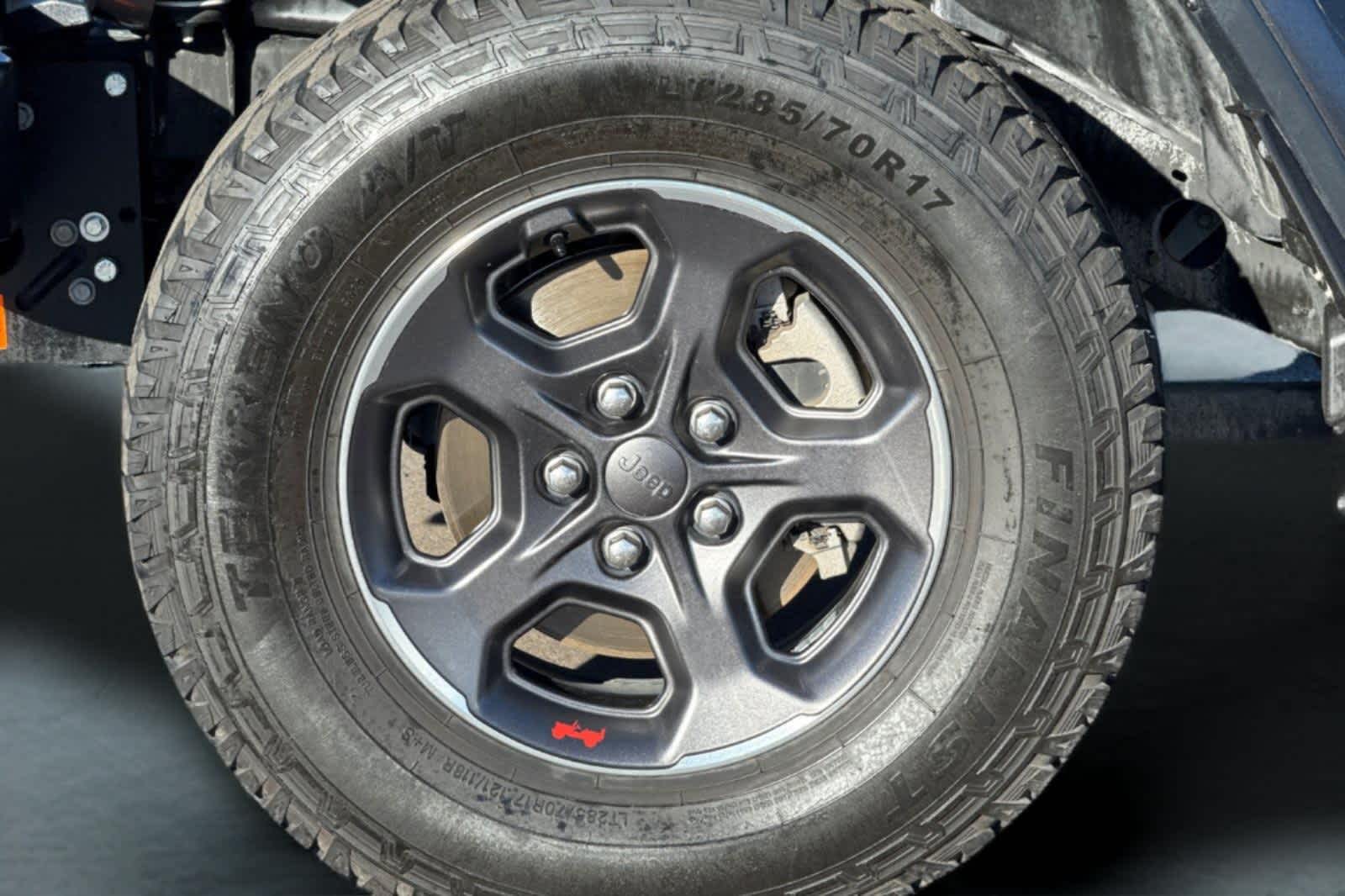 Thumbnail: 2020 Jeep Gladiator - 30