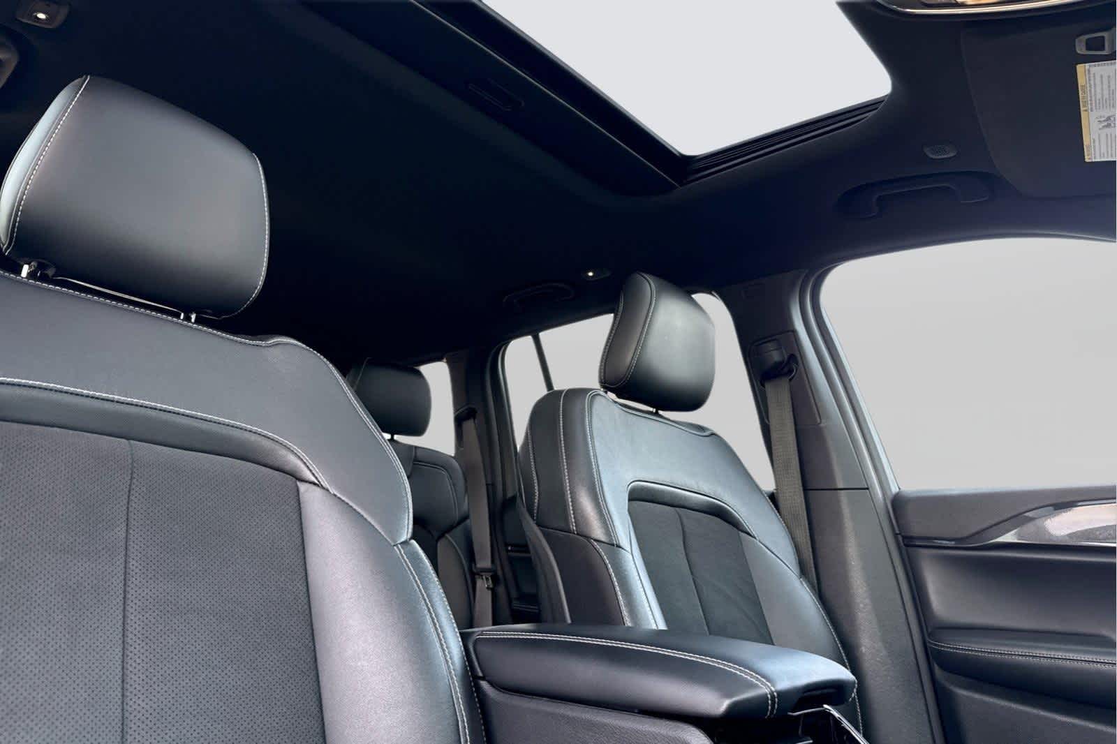 Thumbnail: 2023 Jeep Grand Cherokee - 18