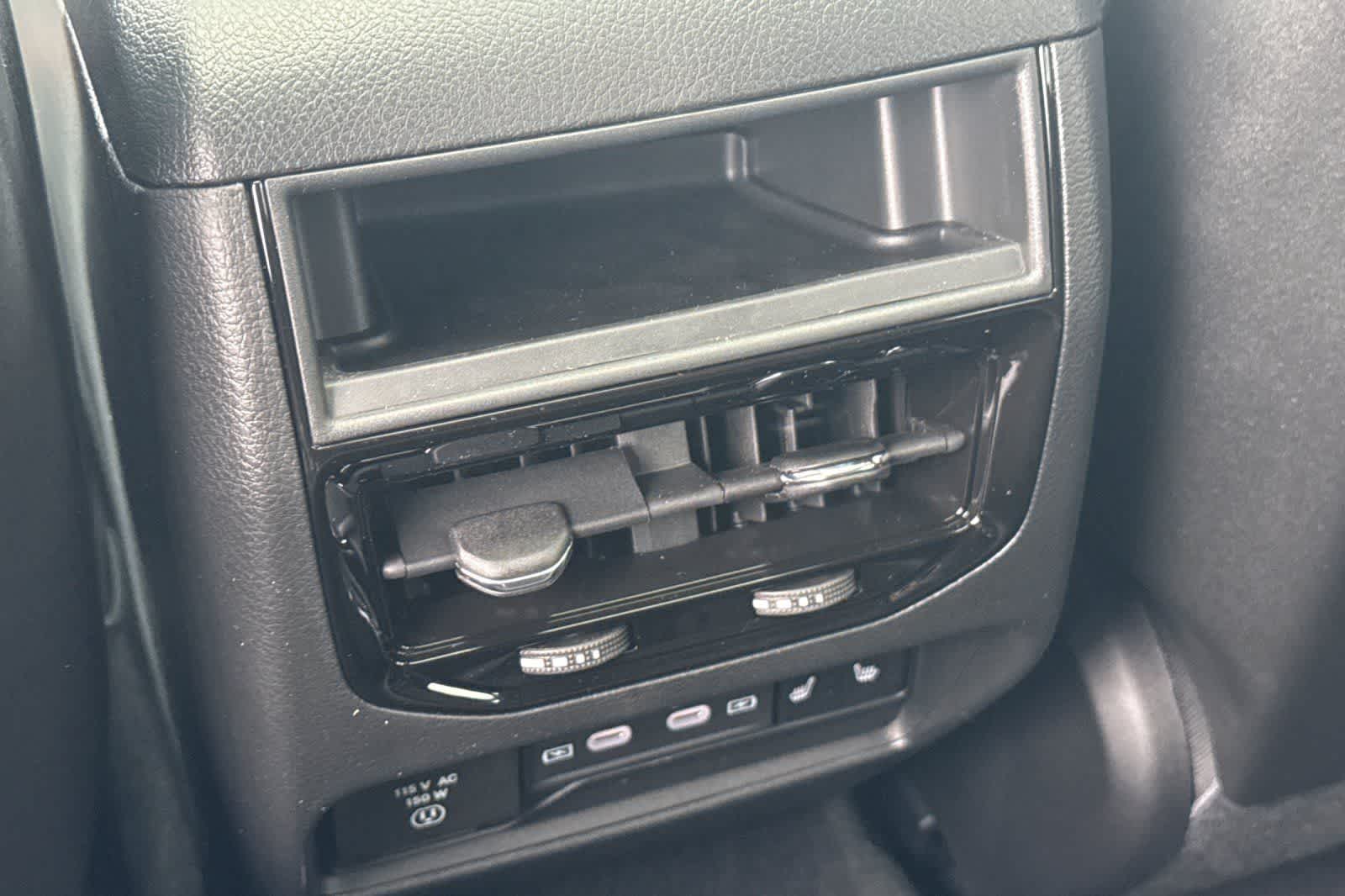 Thumbnail: 2026 Jeep Grand Cherokee - 15