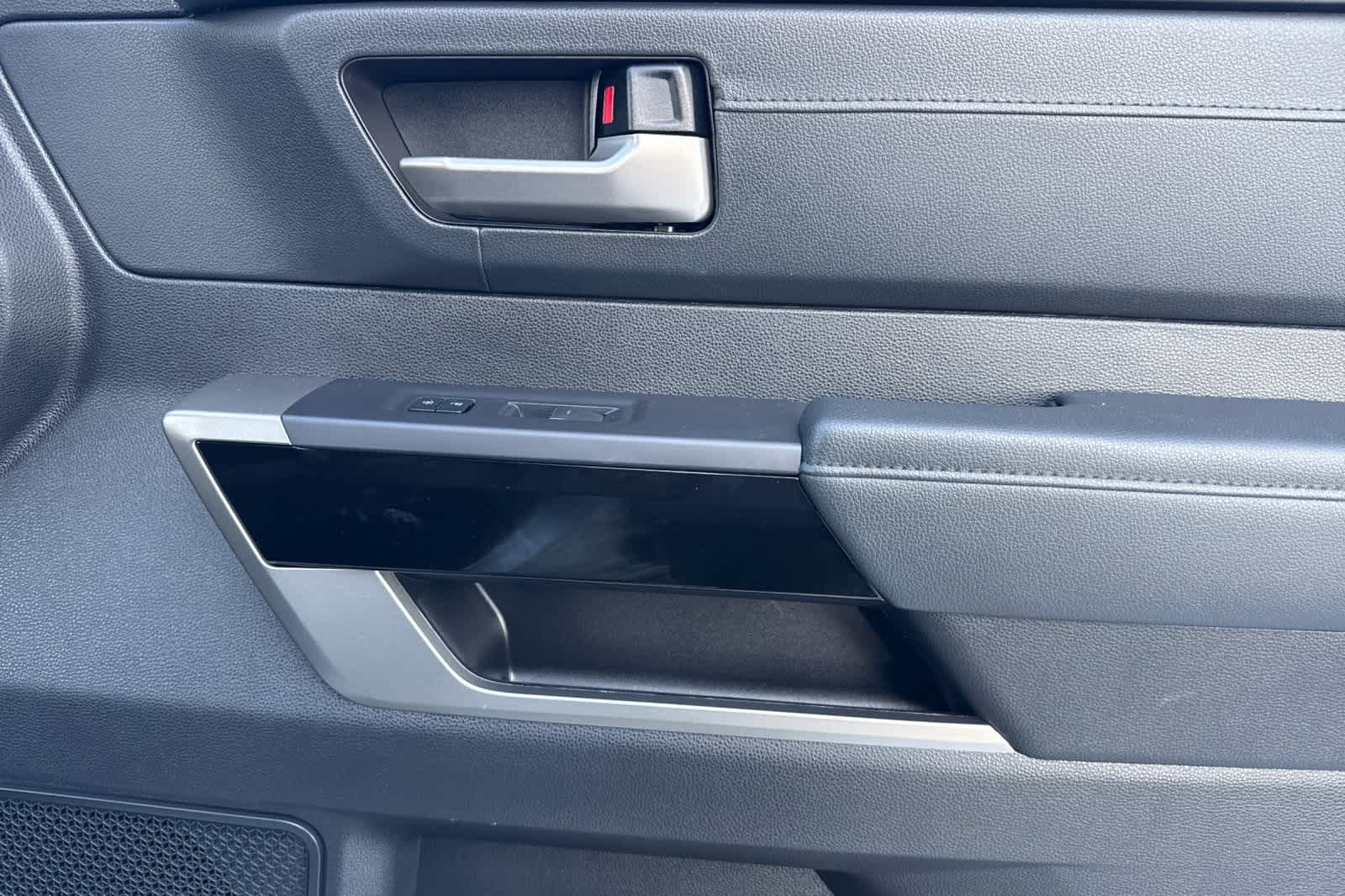 Thumbnail: 2023 Toyota Tundra - 18