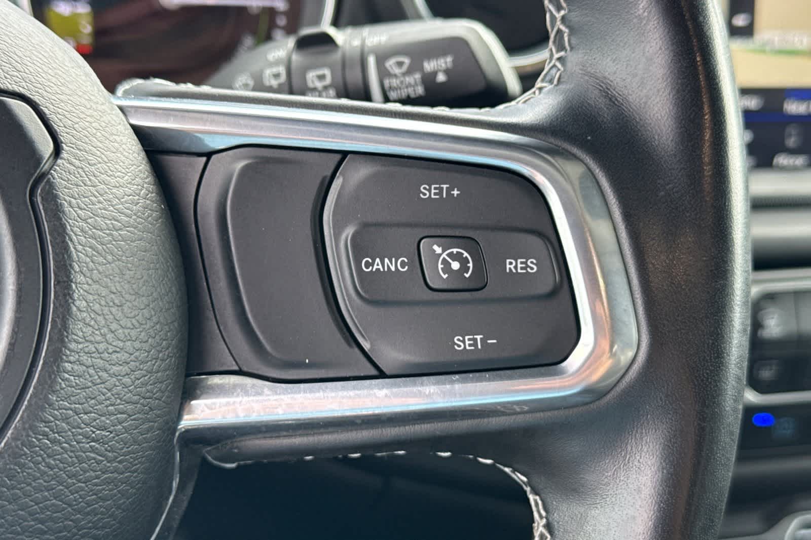 Thumbnail: 2022 Jeep Wrangler - 28