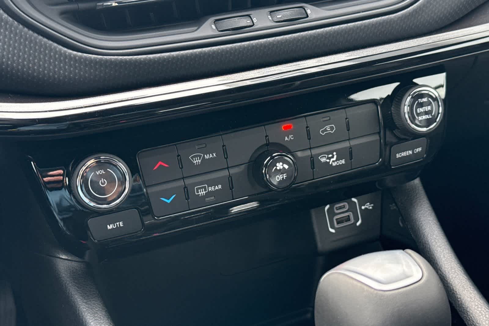 Thumbnail: 2026 Jeep Compass - 22