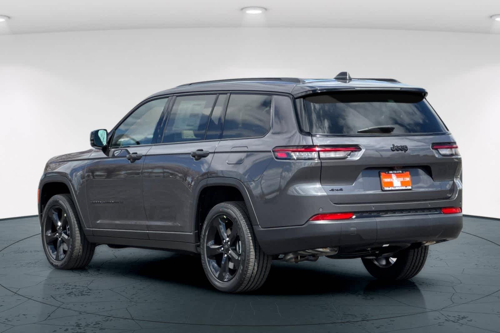 Thumbnail: 2025 Jeep Grand Cherokee - 8