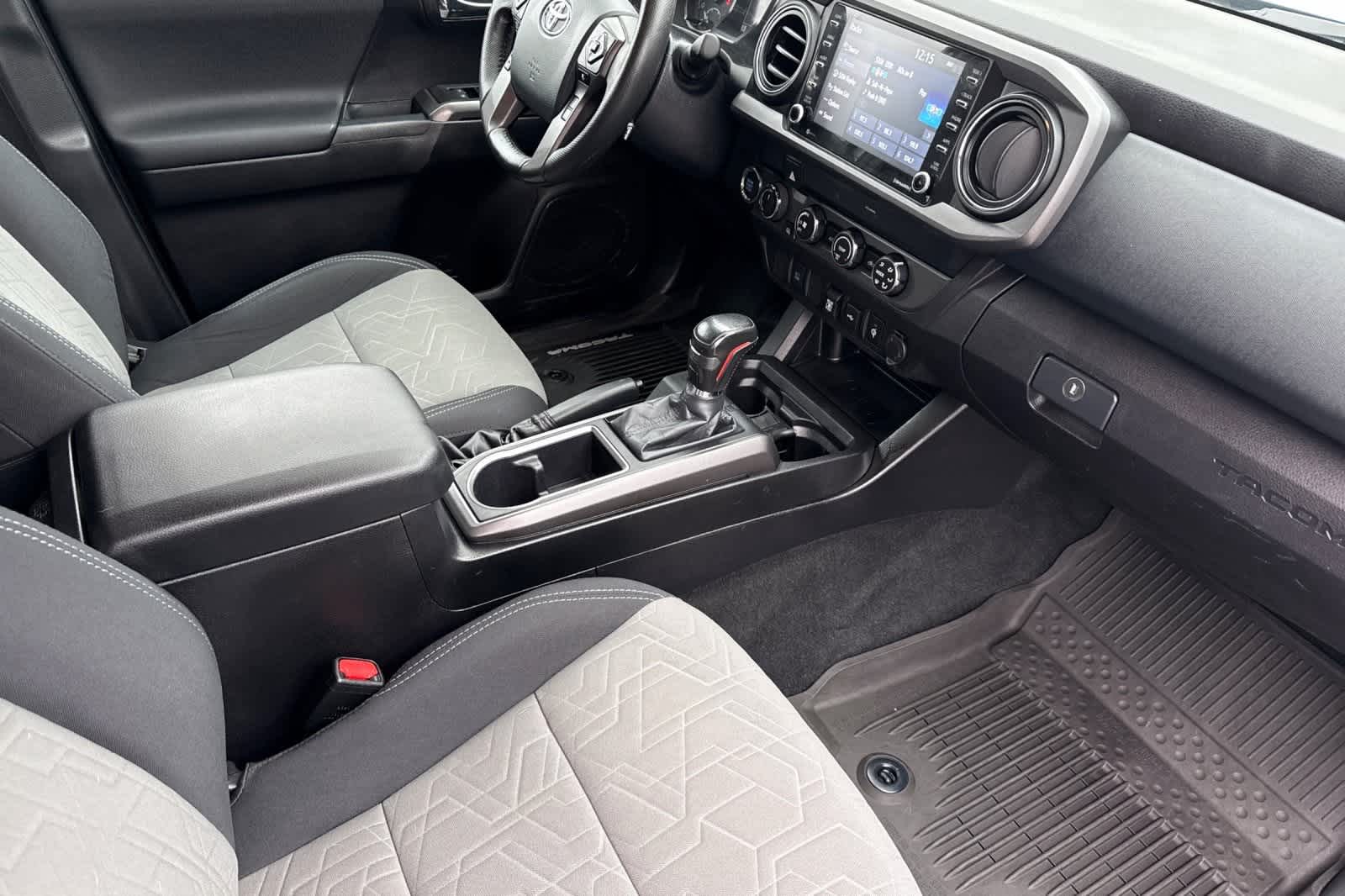 Thumbnail: 2020 Toyota Tacoma - 15