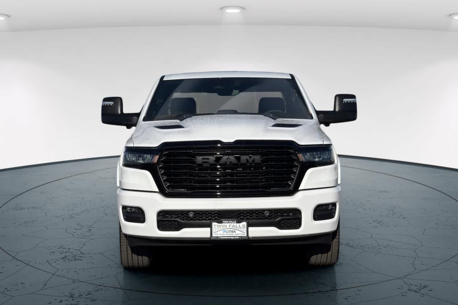 Thumbnail: 2026 RAM 1500 - 10