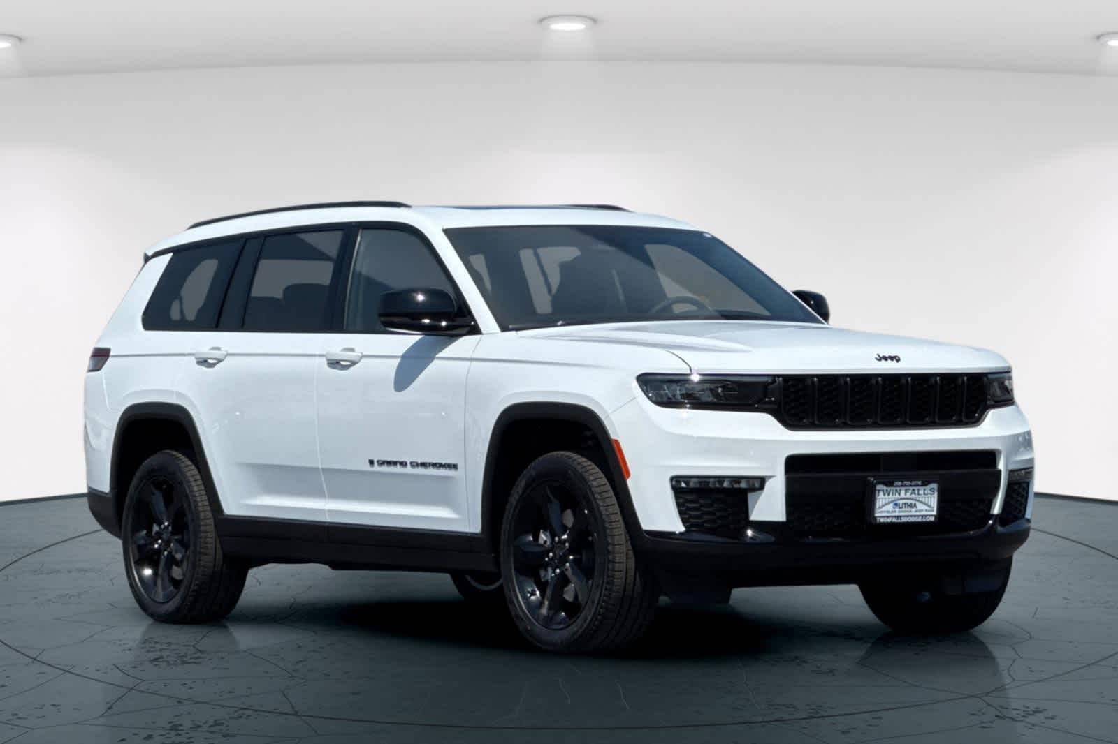 Thumbnail: 2025 Jeep Grand Cherokee - 5