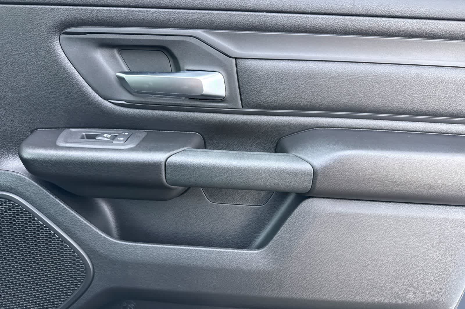 Thumbnail: 2026 RAM 1500 - 18