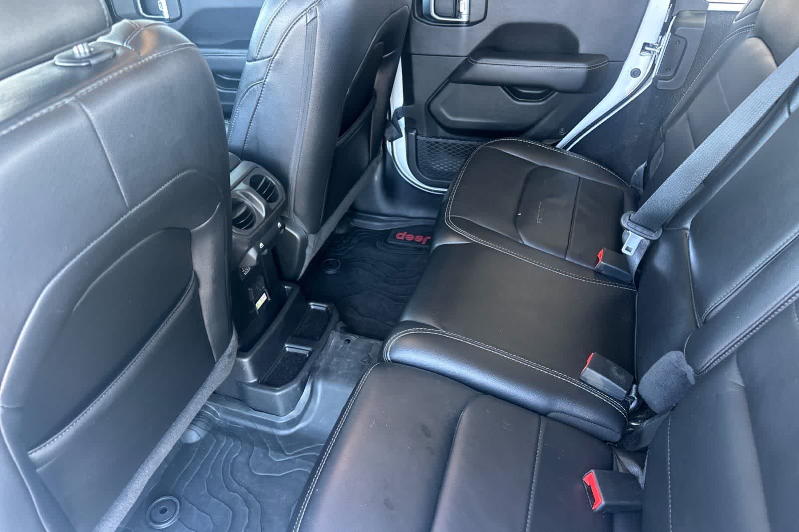 Thumbnail: 2020 Jeep Wrangler - 4