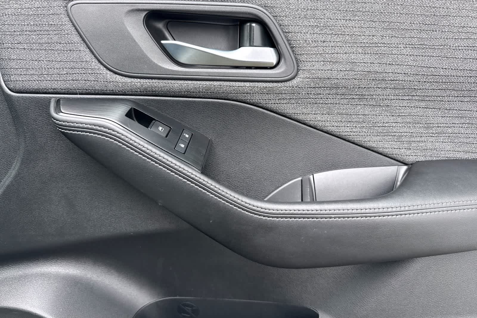 Thumbnail: 2022 Nissan Rogue - 19