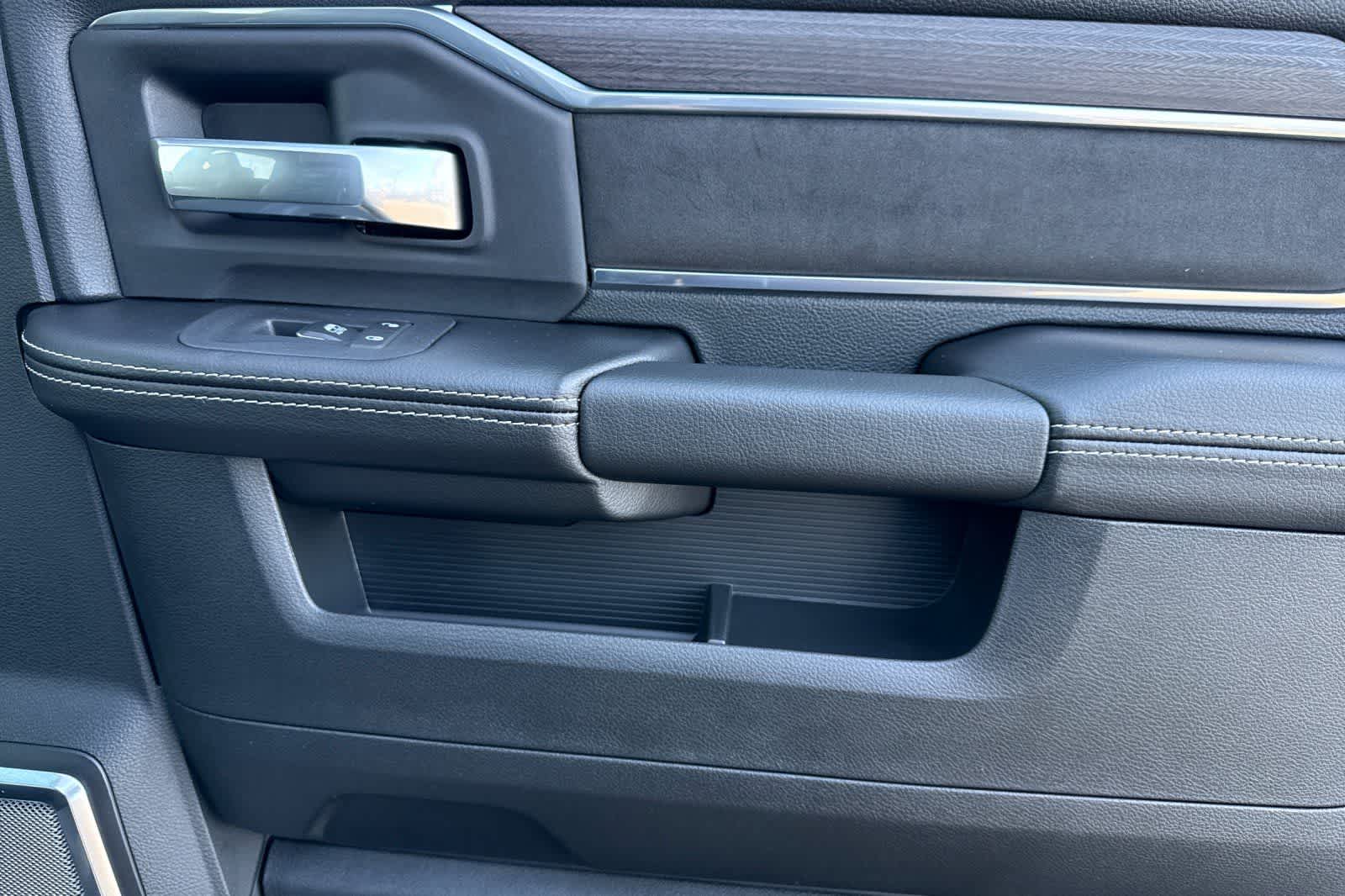 Thumbnail: 2026 RAM 3500 - 18