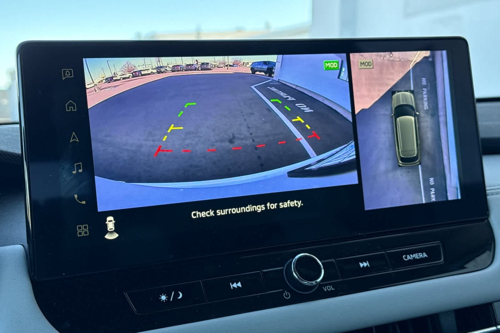 Thumbnail: 2025 Mitsubishi Outlander - 22