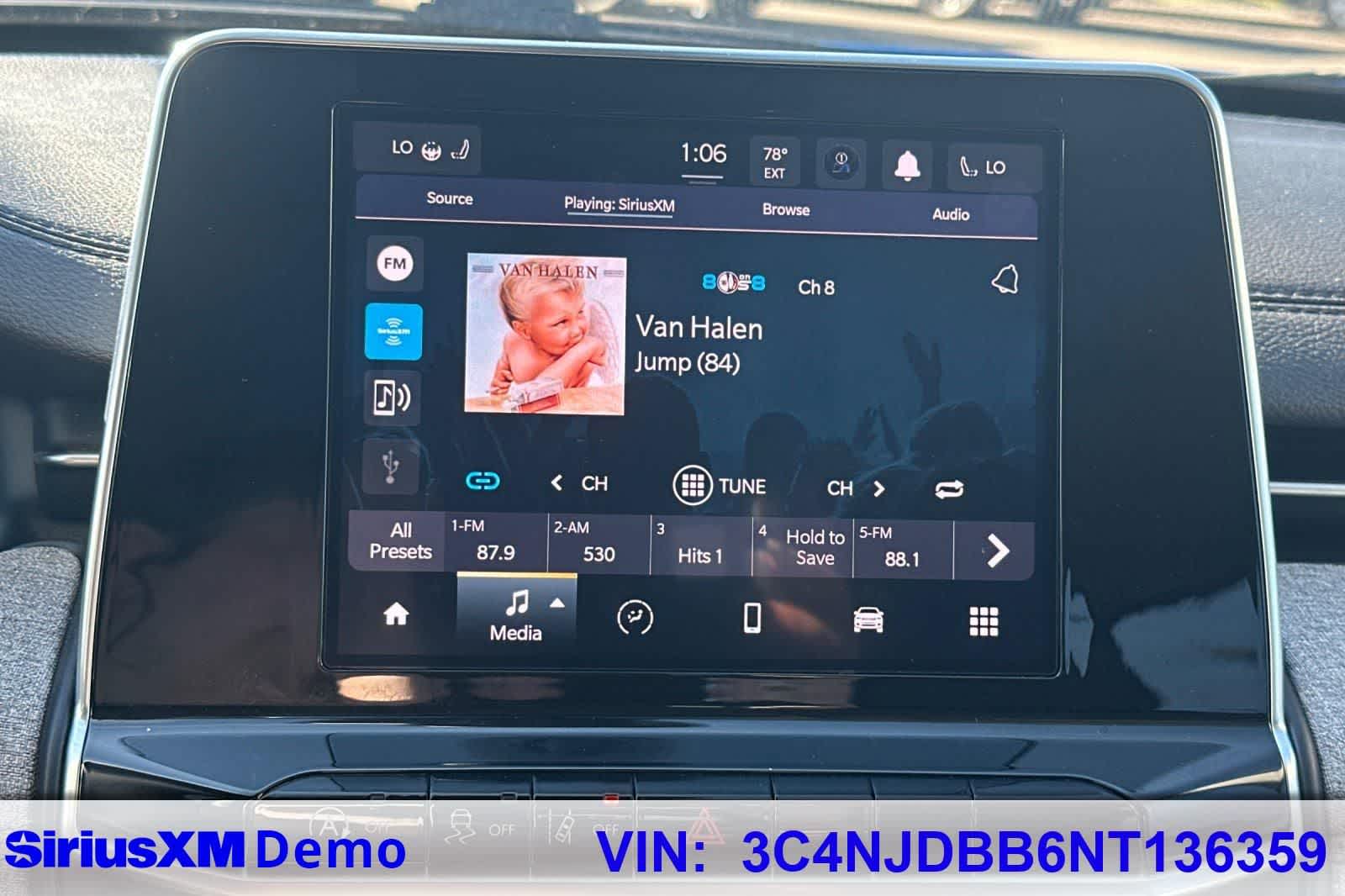 Thumbnail: 2022 Jeep Compass - 32