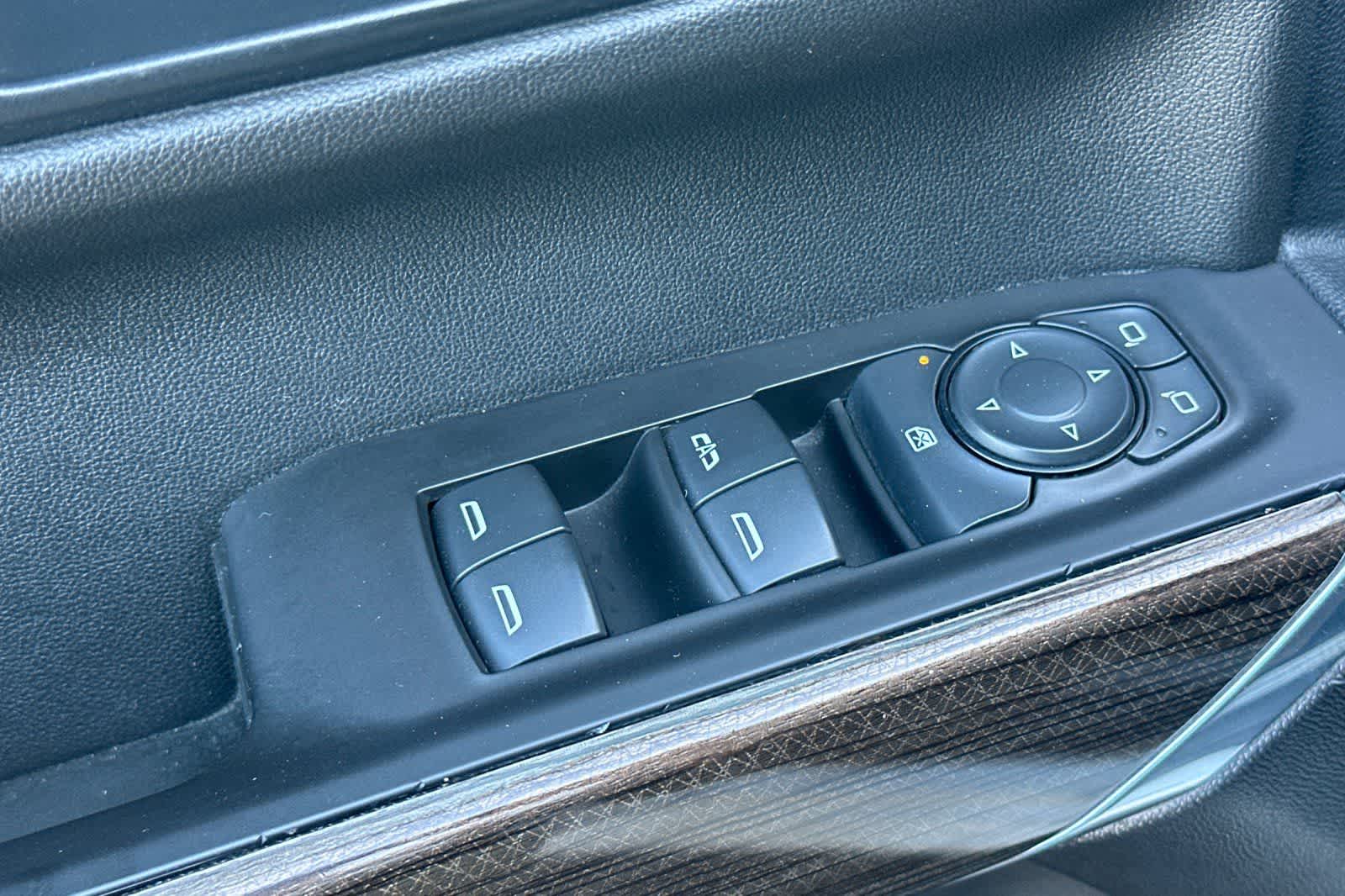 Thumbnail: 2021 Chevrolet Silverado 1500 - 13